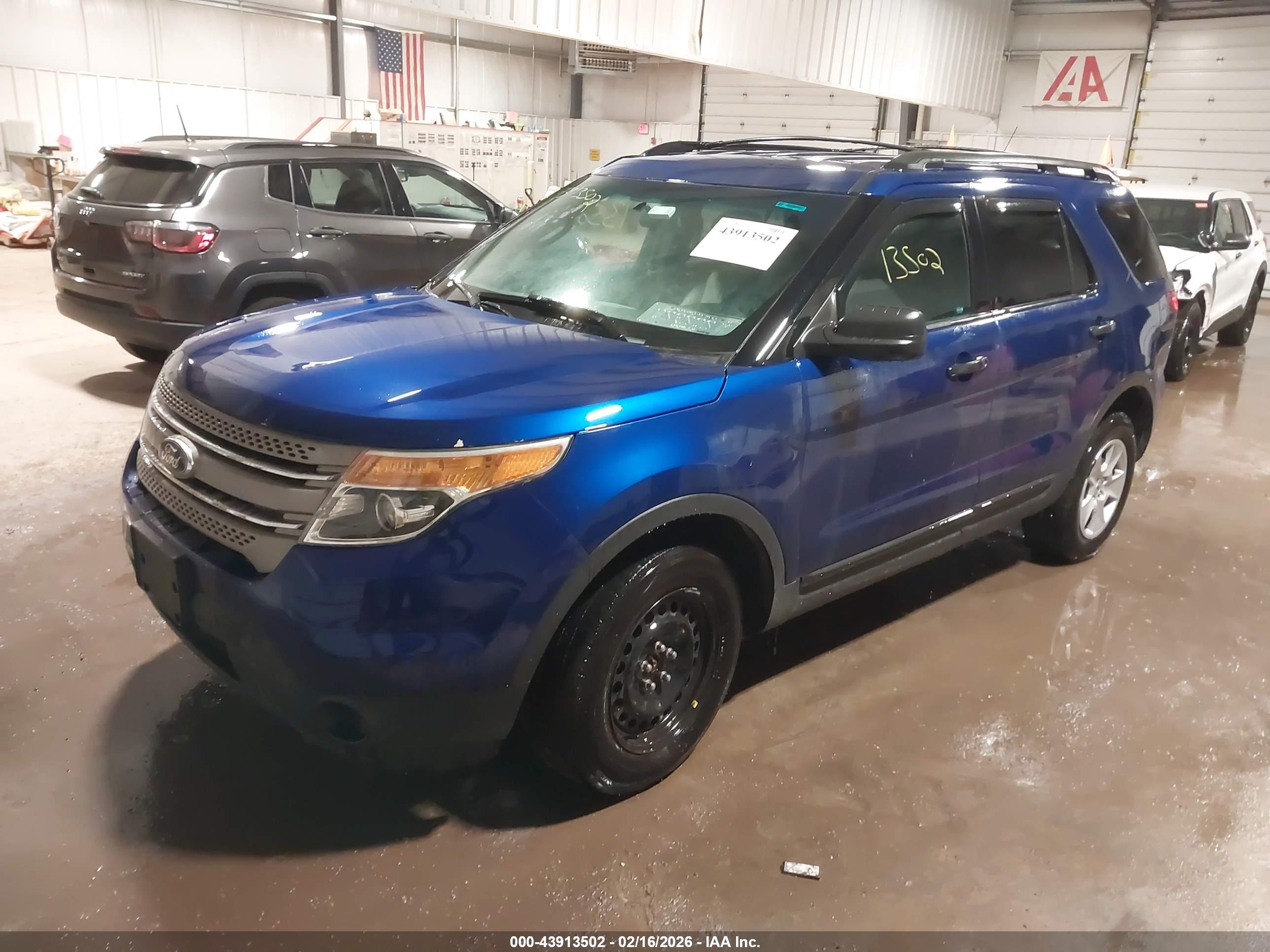 FORD EXPLORER image 2