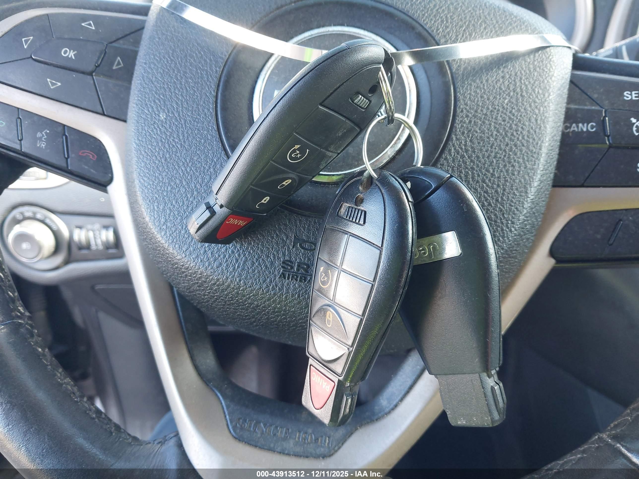 JEEP CHEROKEE image 11