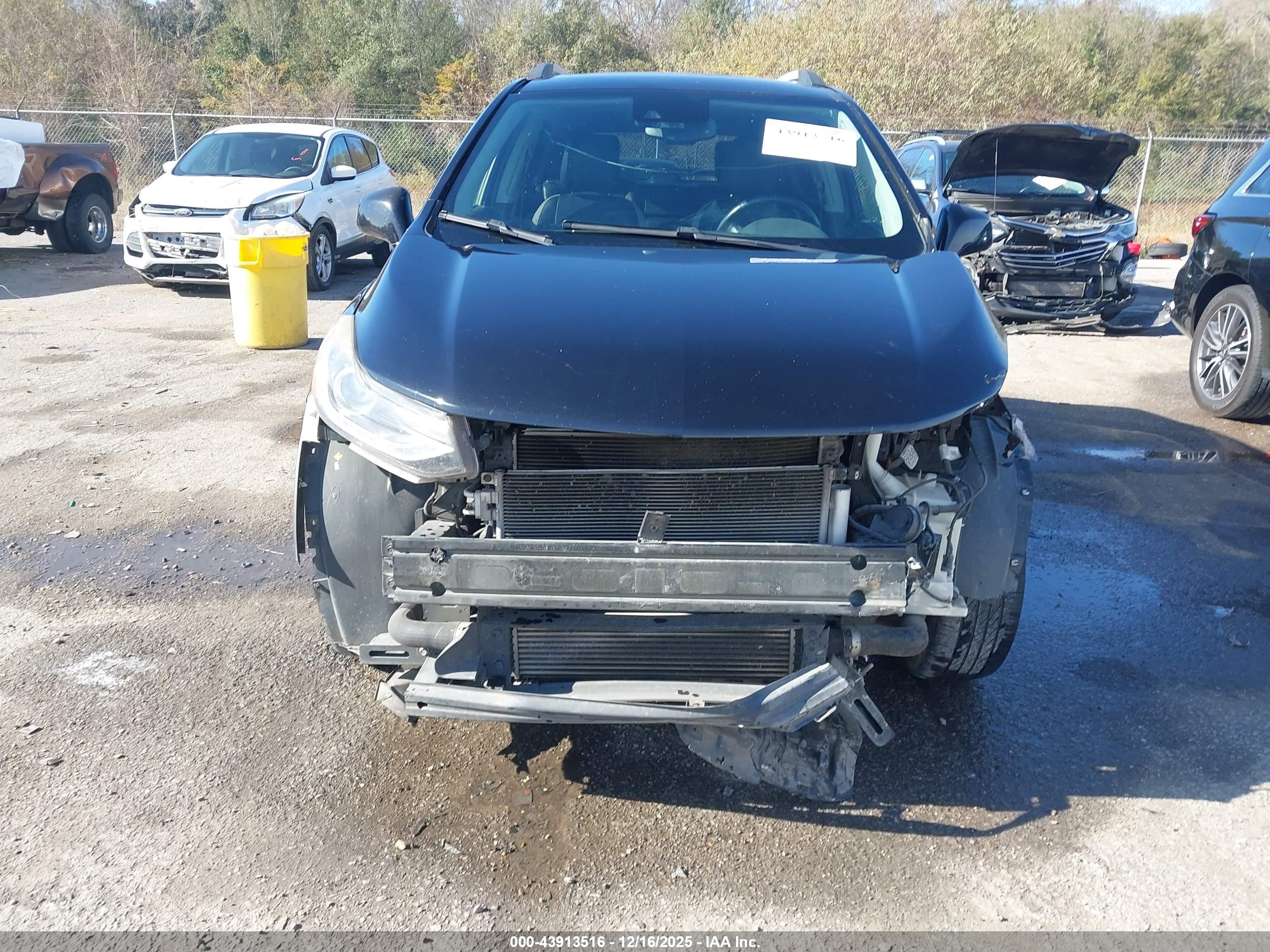 CHEVROLET TRAX image 6