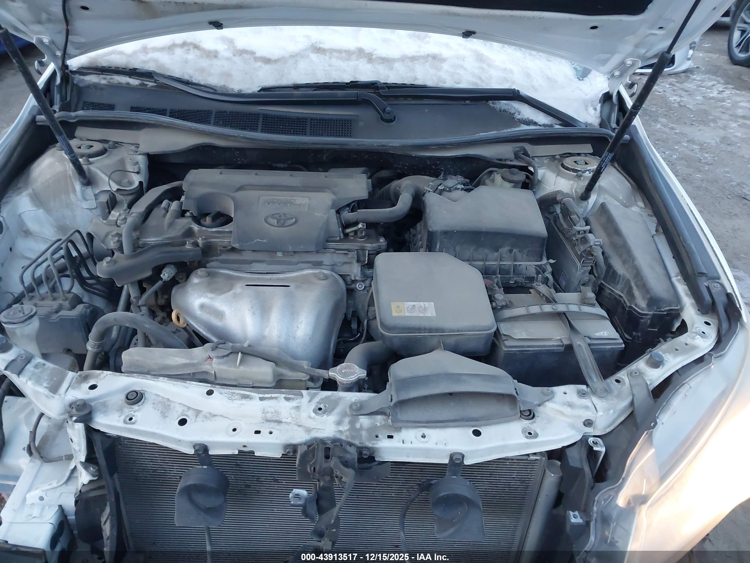 TOYOTA CAMRY image 10