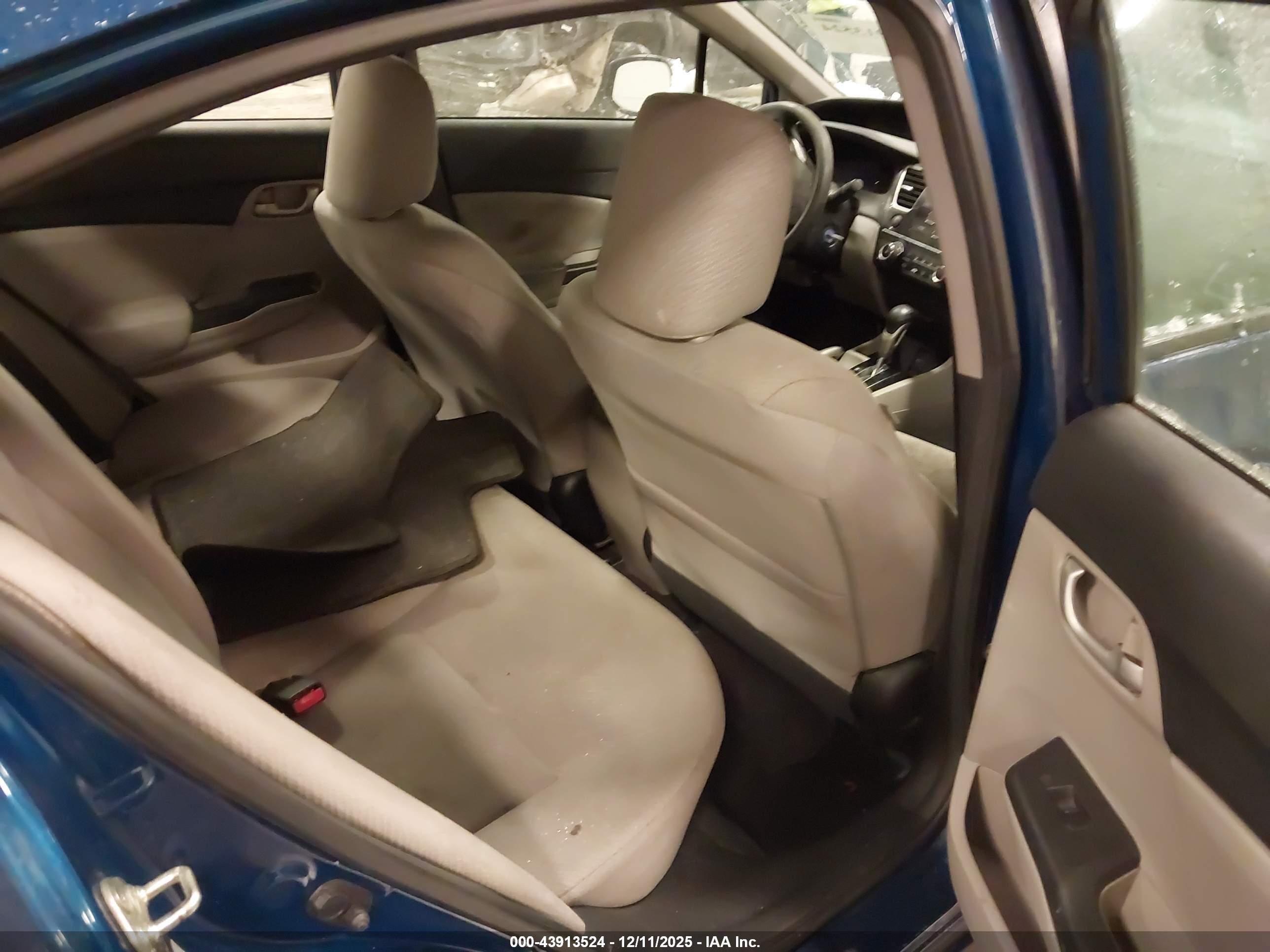 HONDA CIVIC image 8