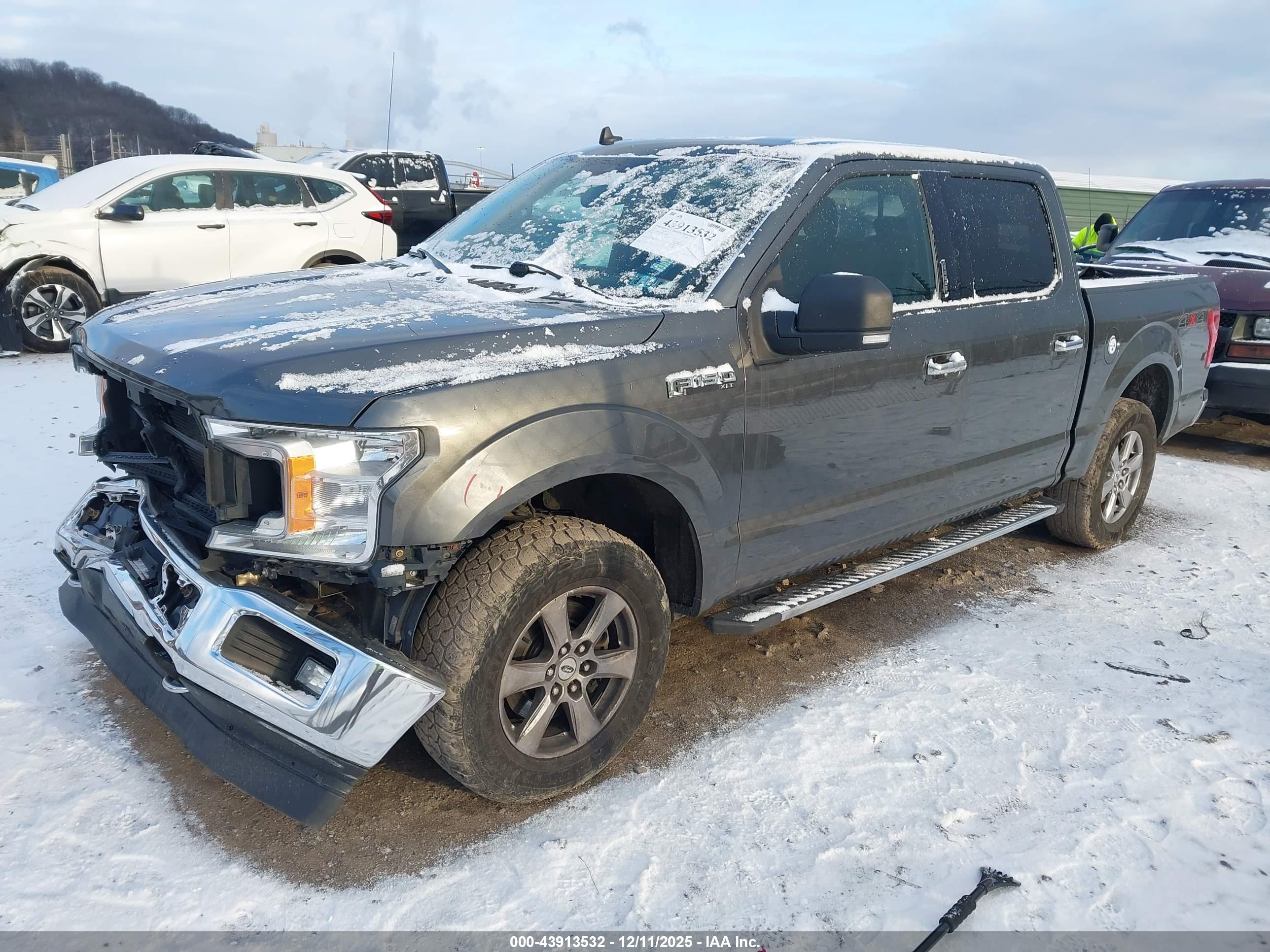 FORD F-150 image 2