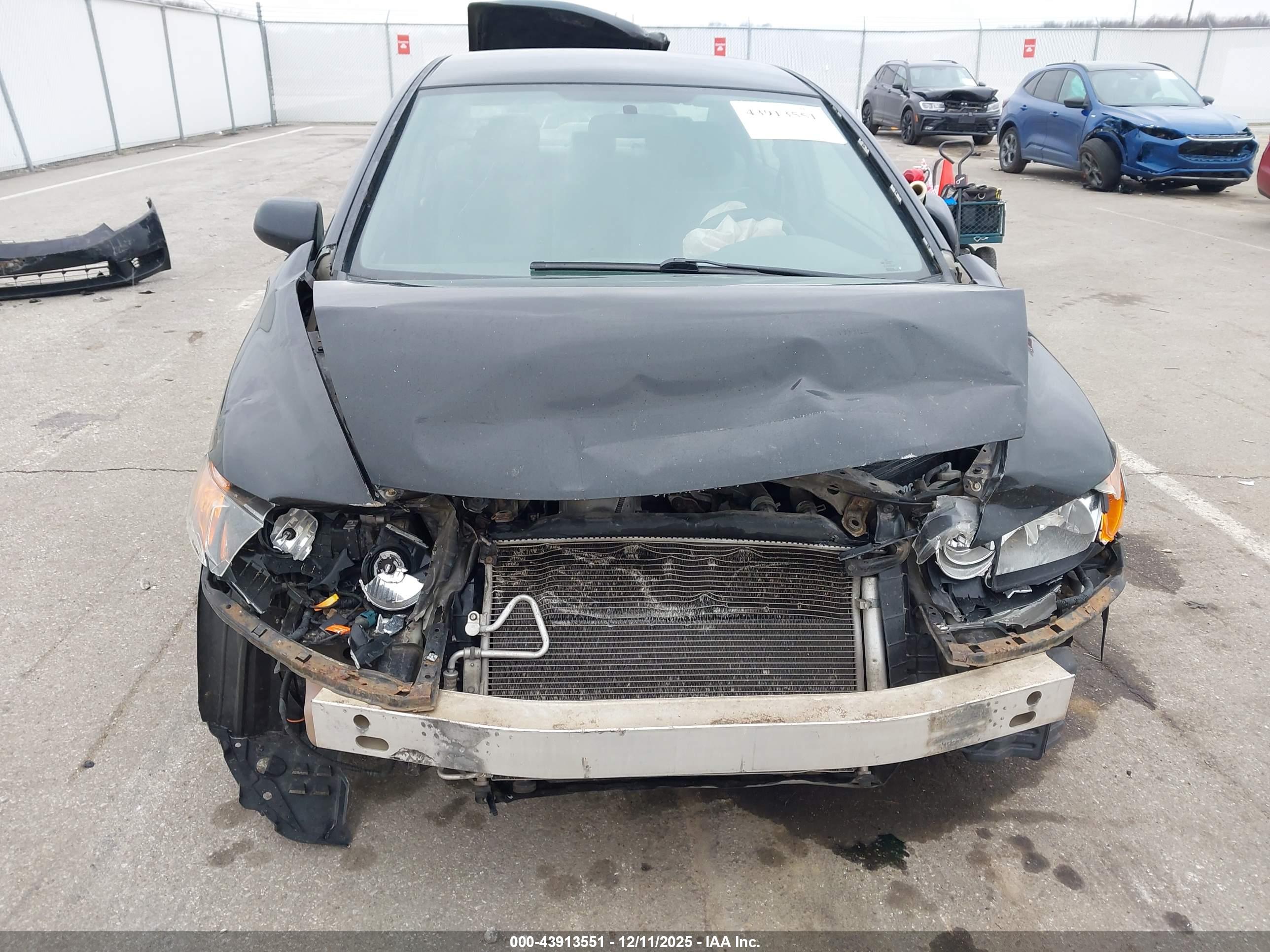 HONDA CIVIC image 6