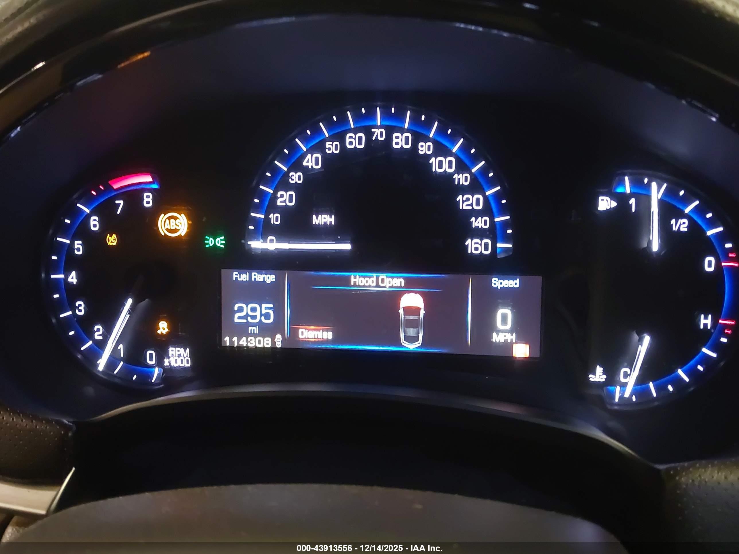 CADILLAC XTS image 7