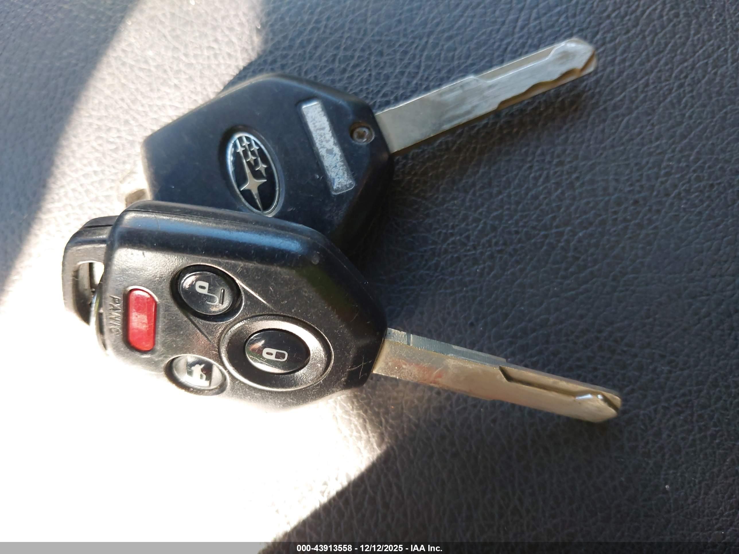 SUBARU OUTBACK image 11