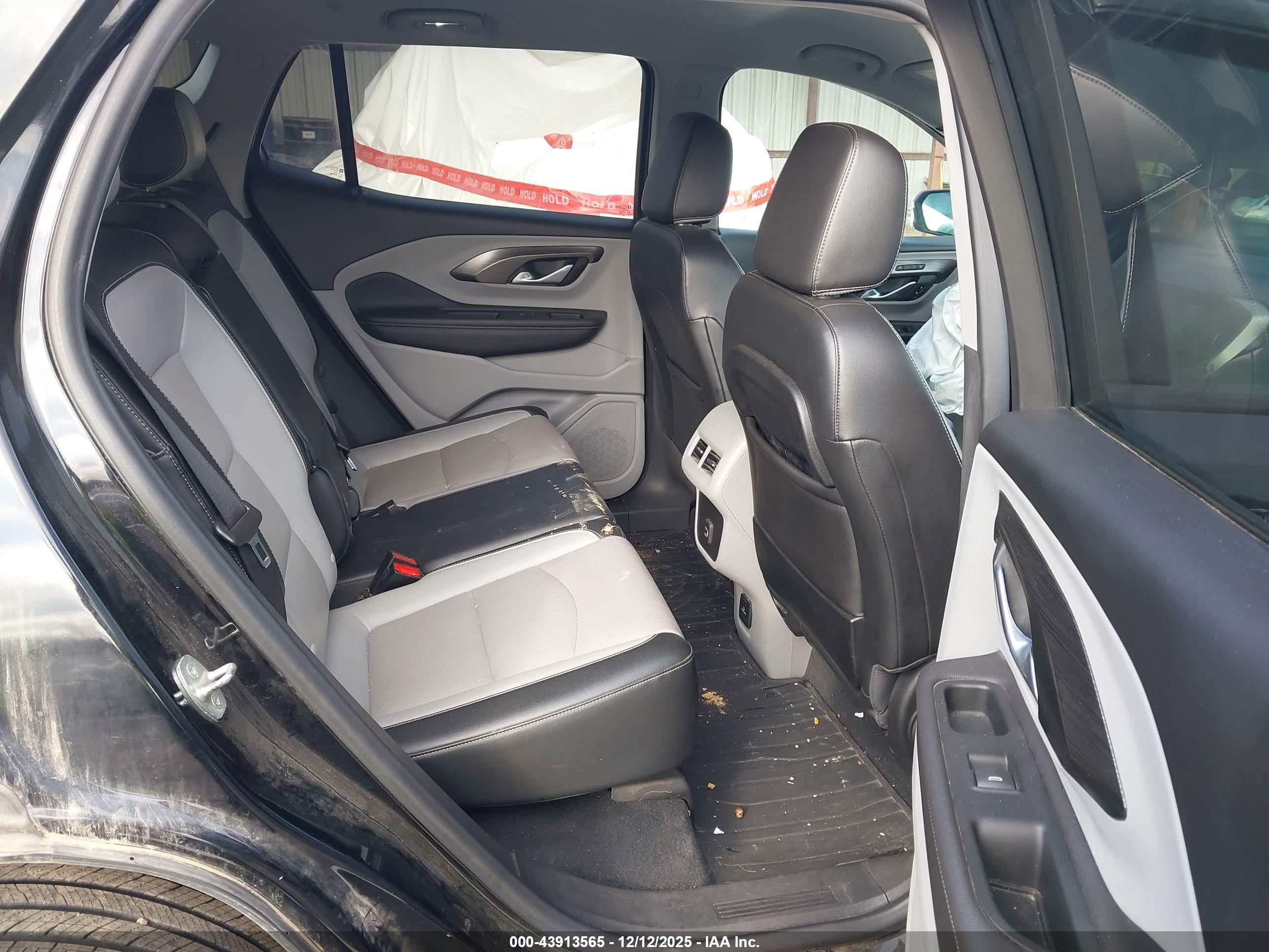 GMC TERRAIN image 8
