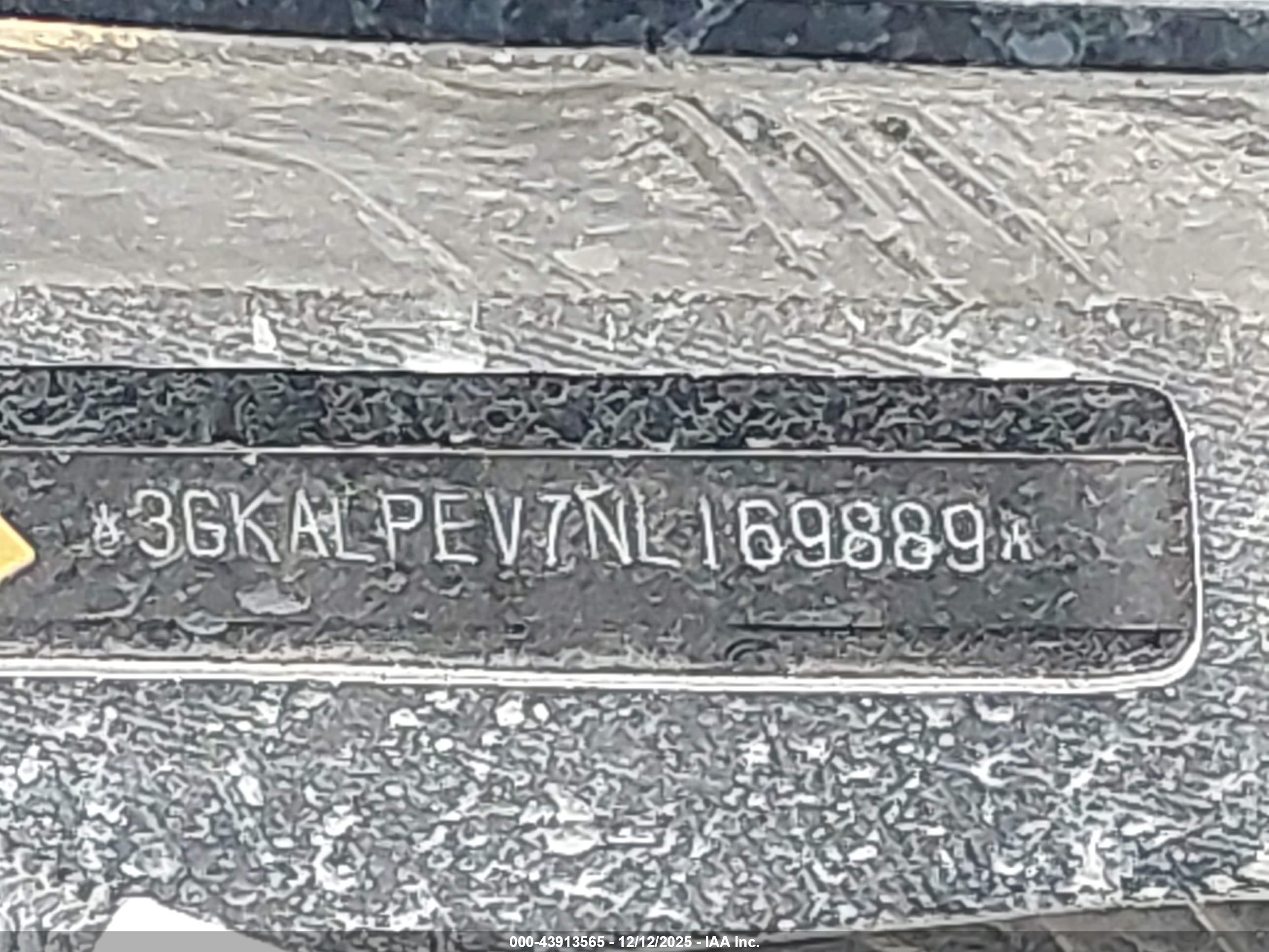 GMC TERRAIN image 9