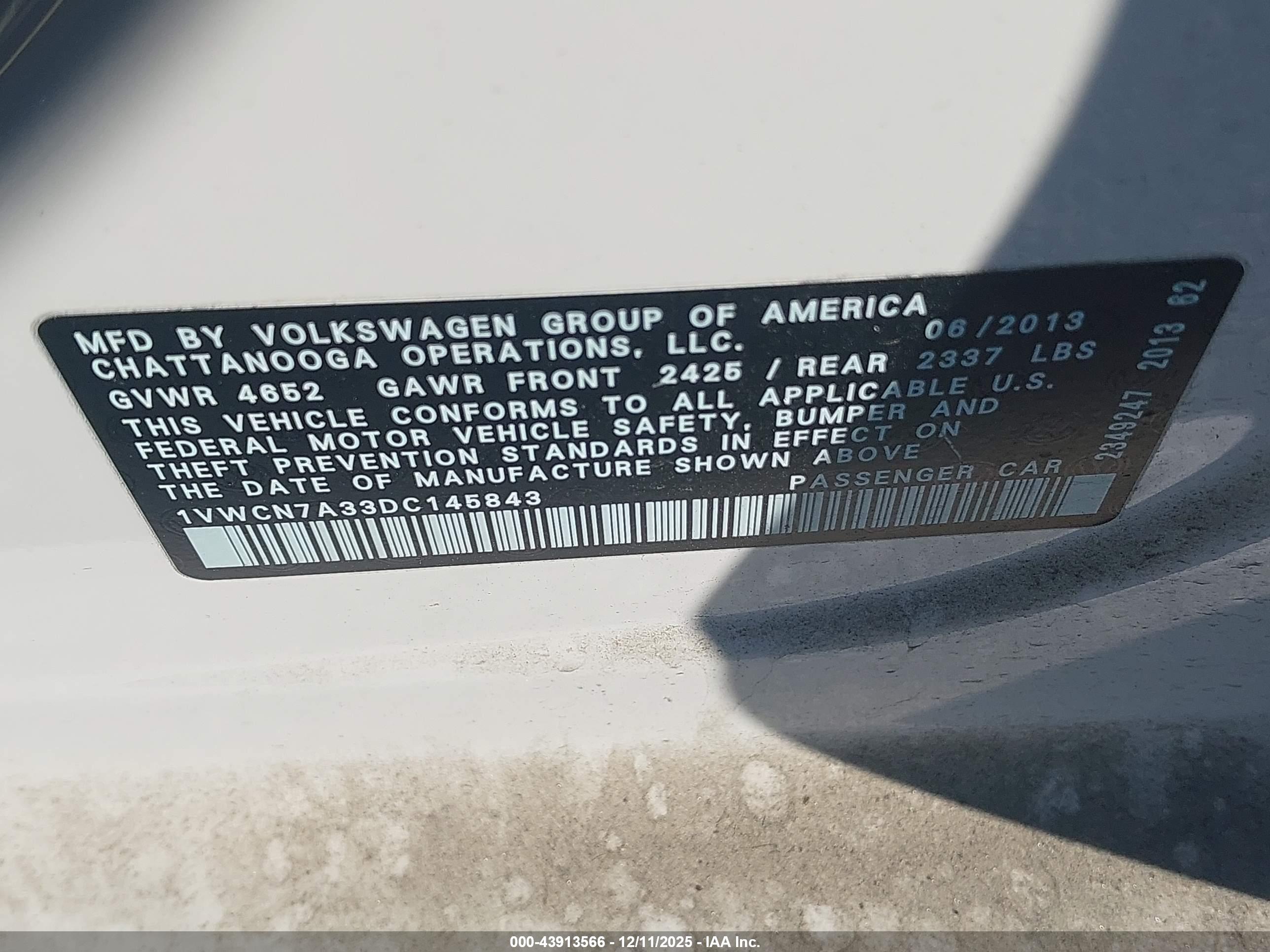 VOLKSWAGEN PASSAT image 9