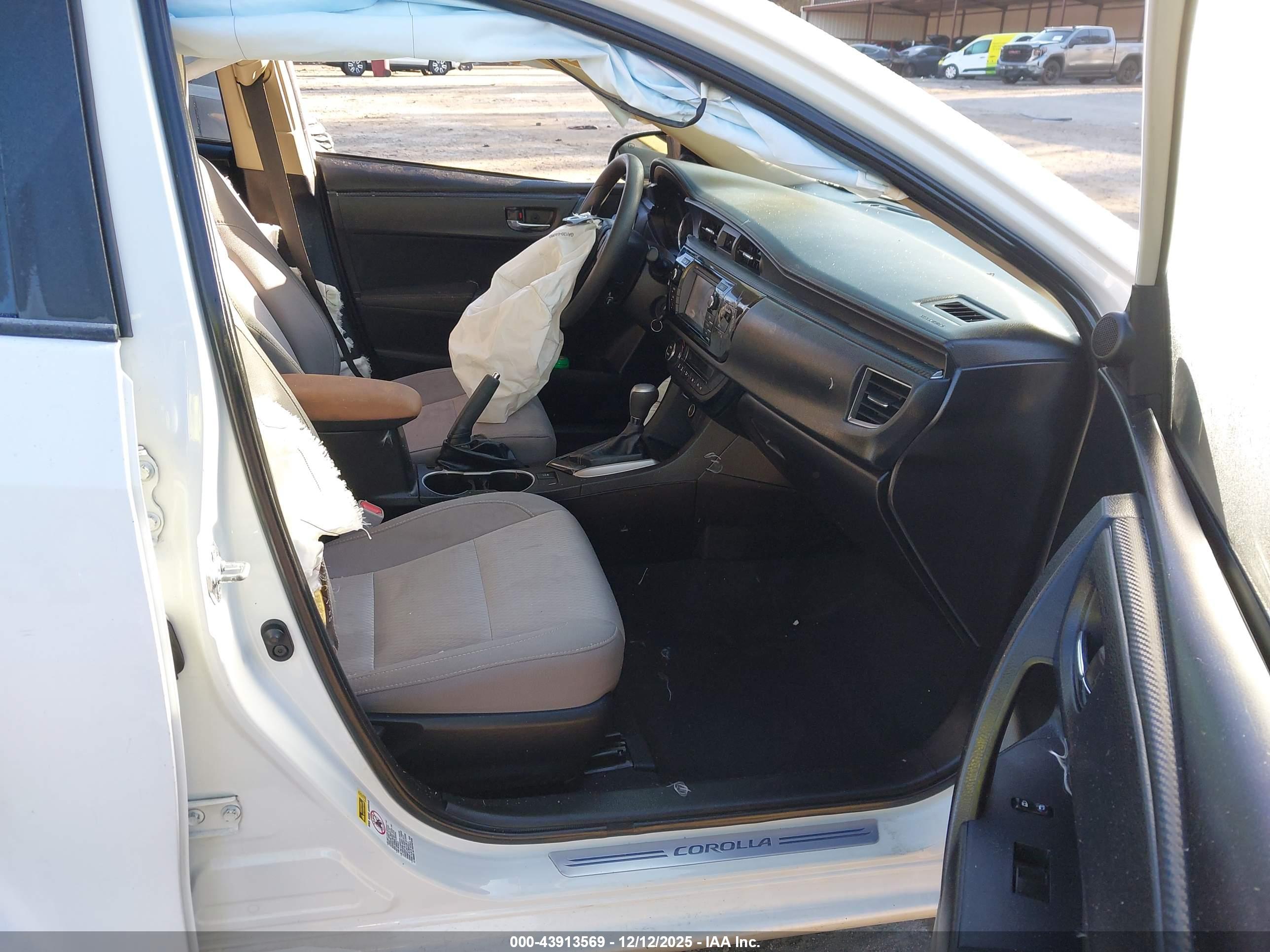 TOYOTA COROLLA image 5