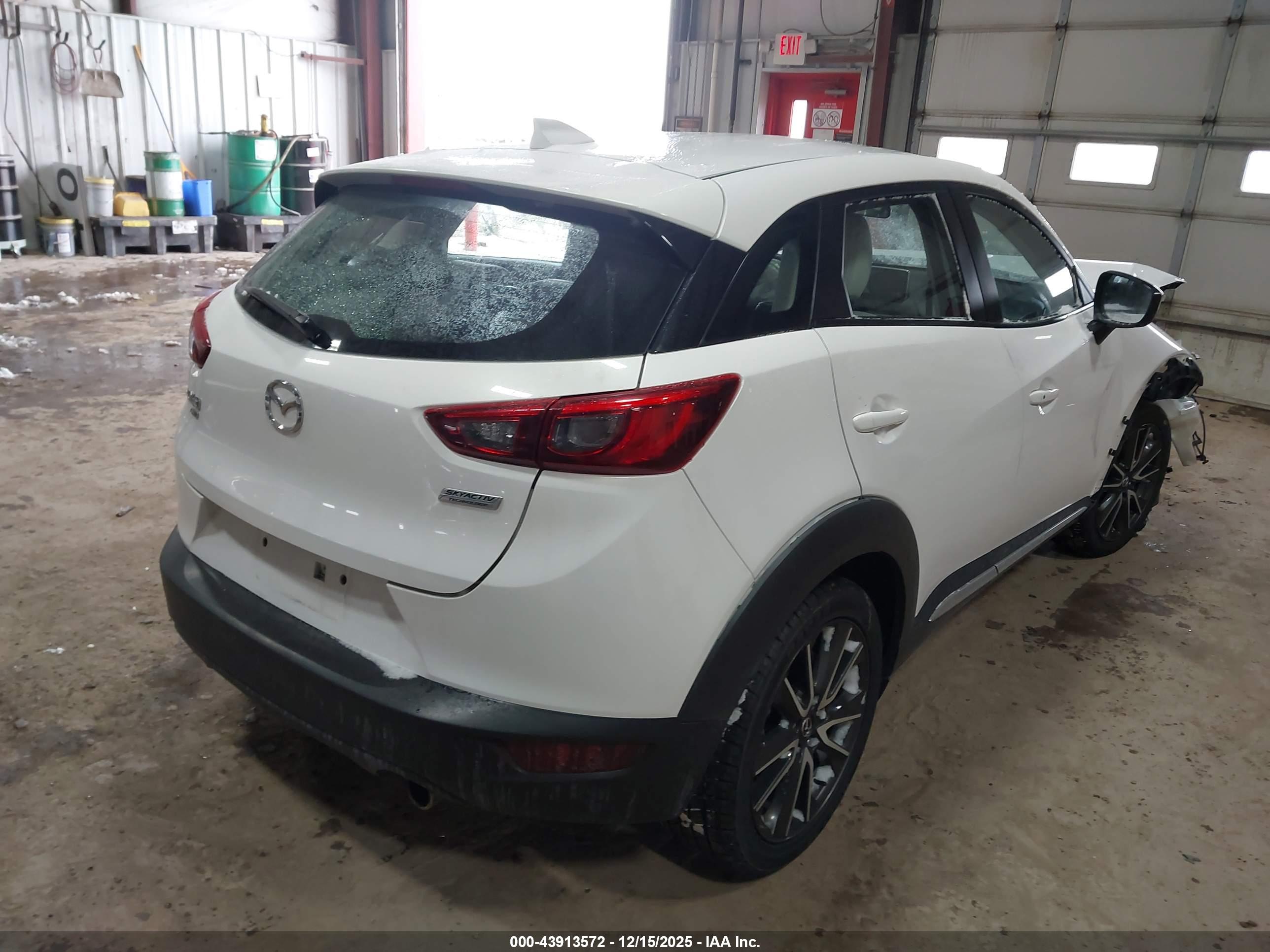 MAZDA CX-3 image 4