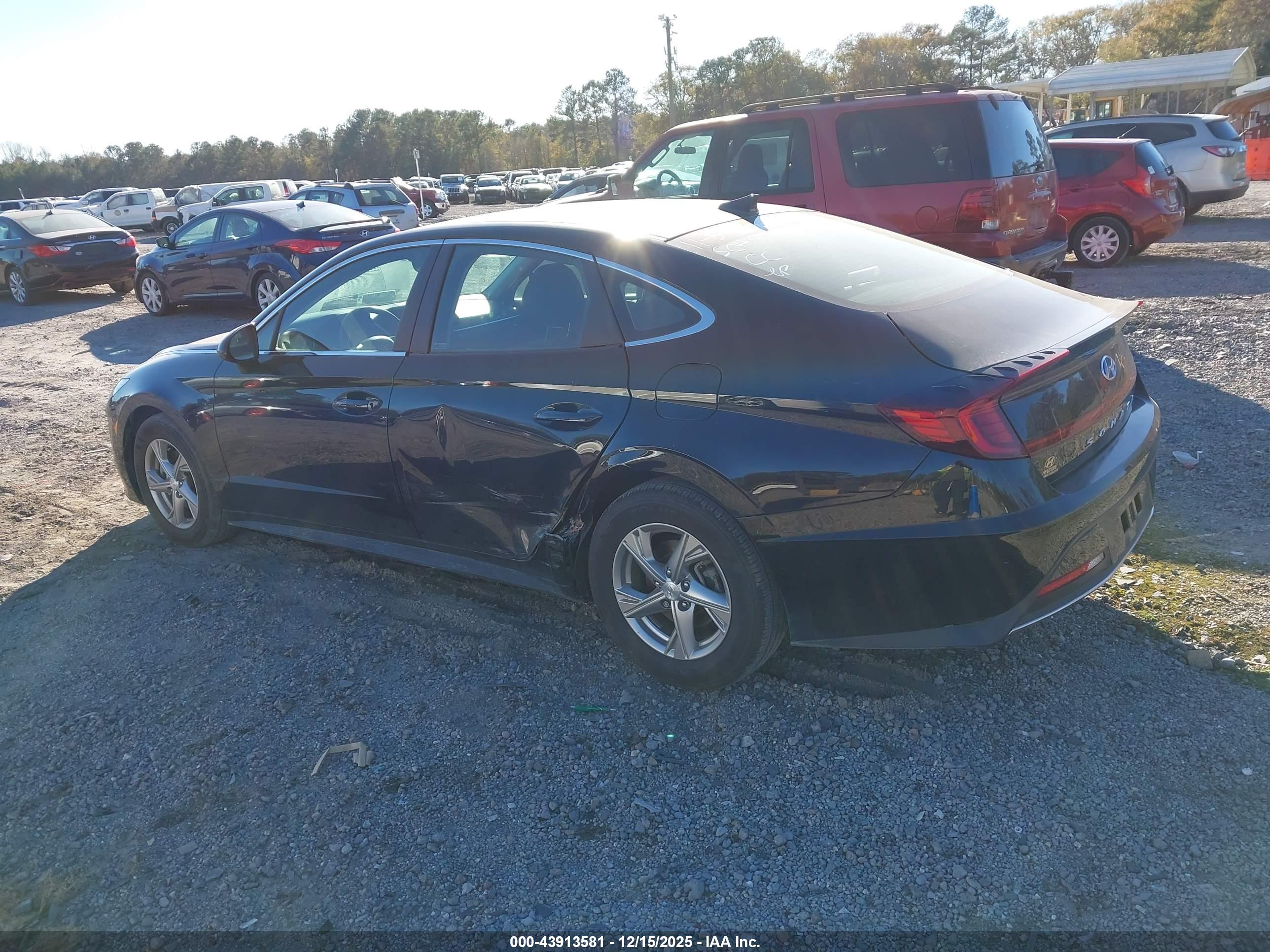 HYUNDAI SONATA image 3