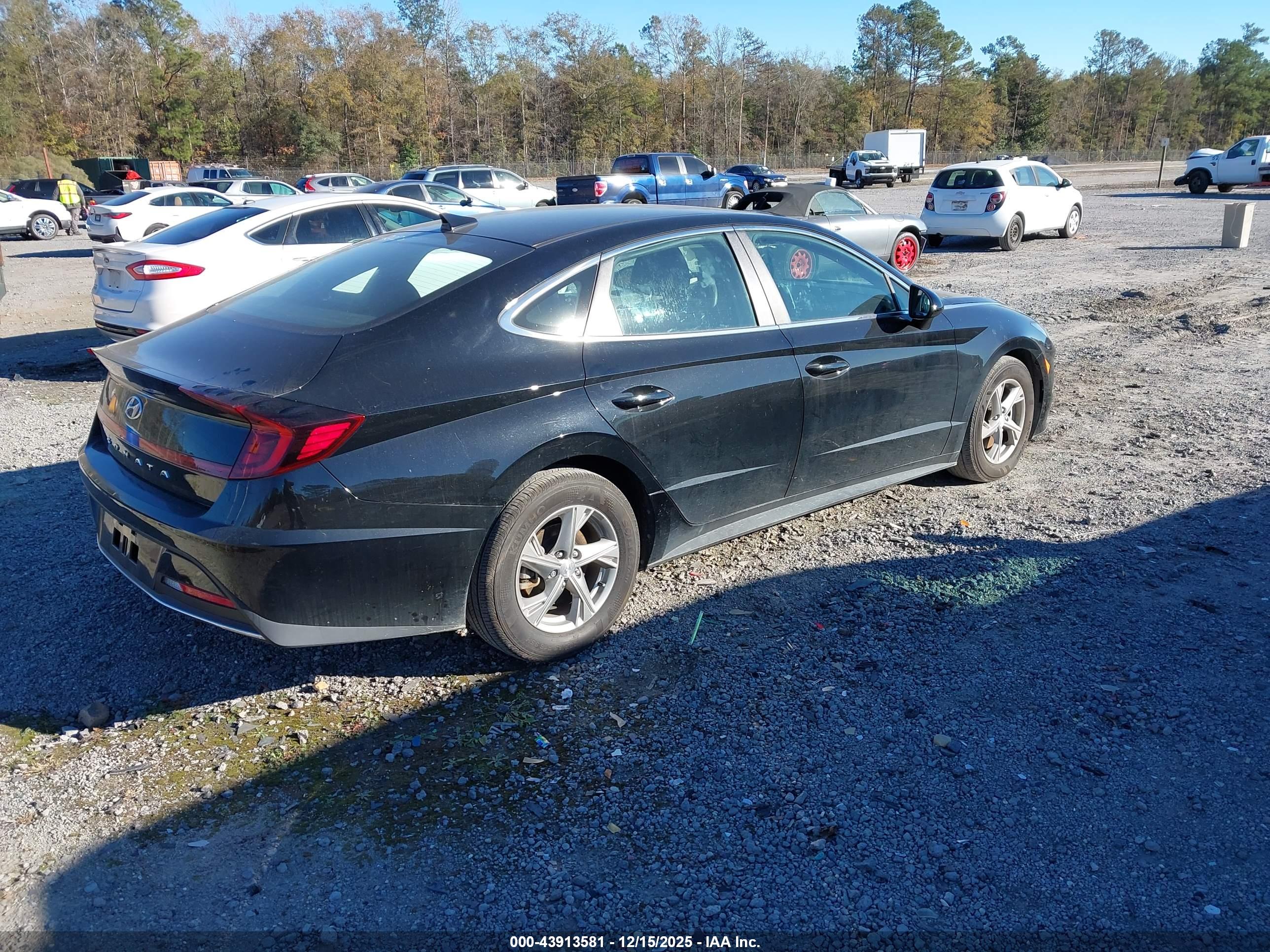 HYUNDAI SONATA image 4