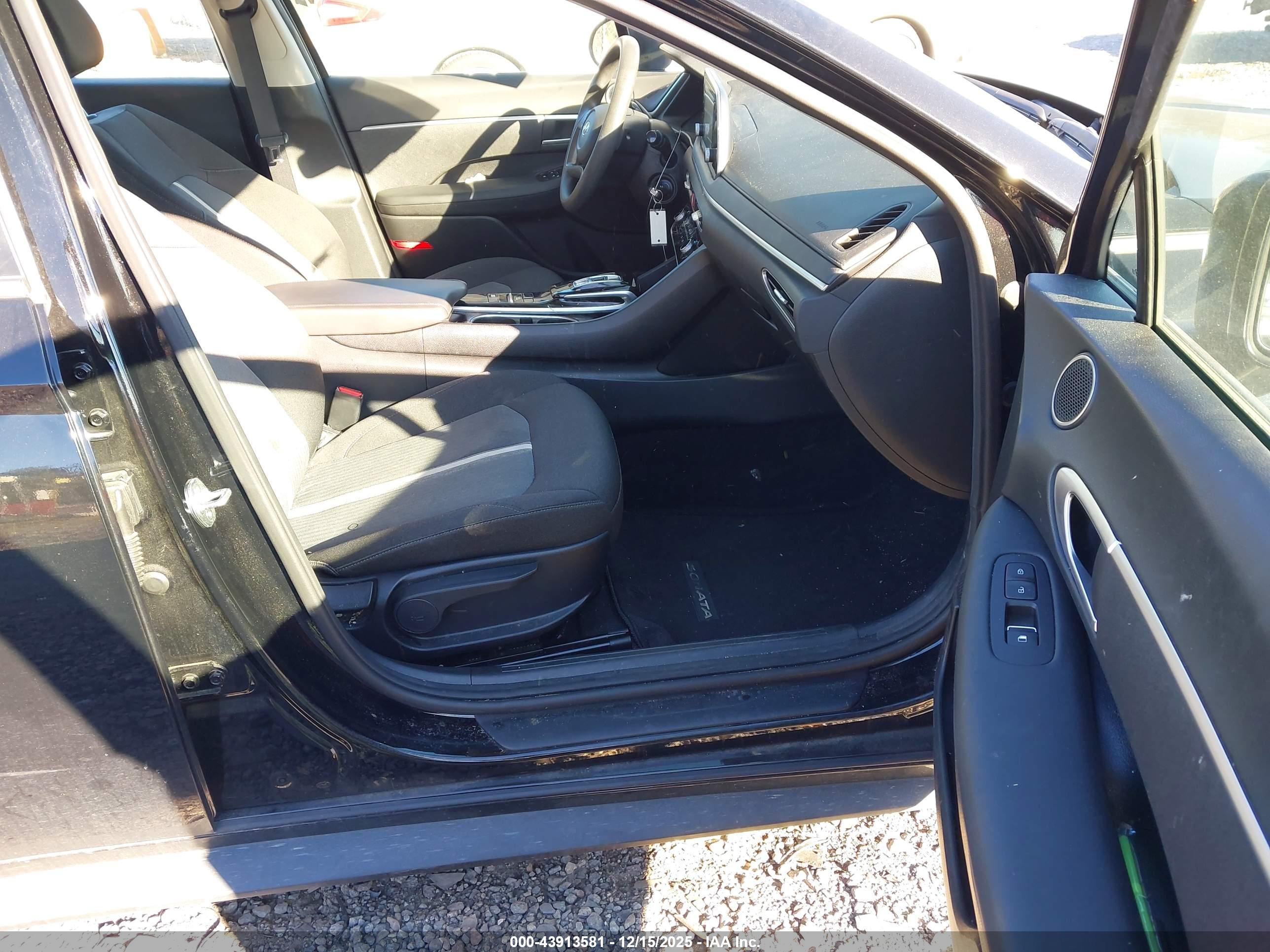 HYUNDAI SONATA image 5
