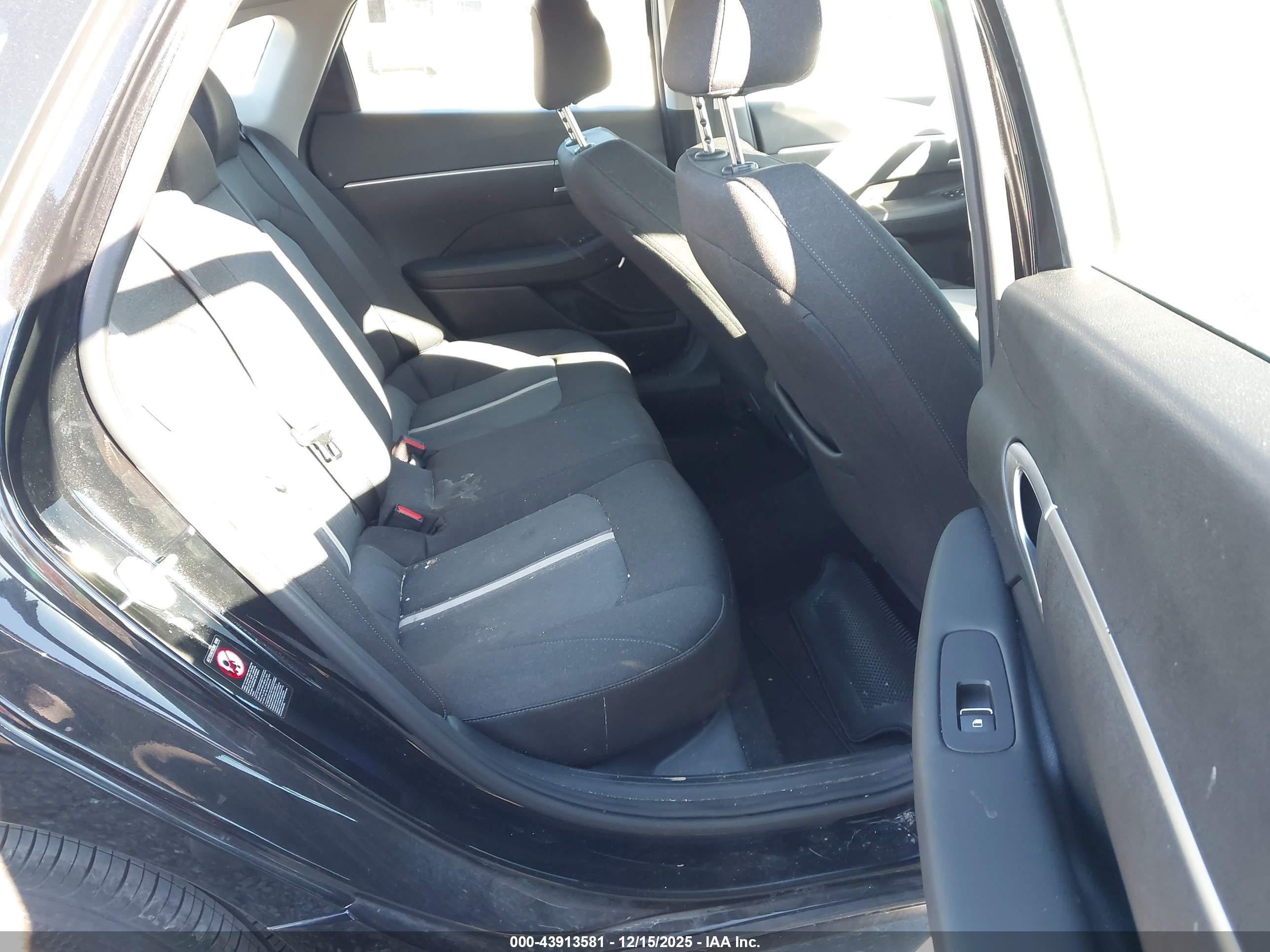 HYUNDAI SONATA image 8