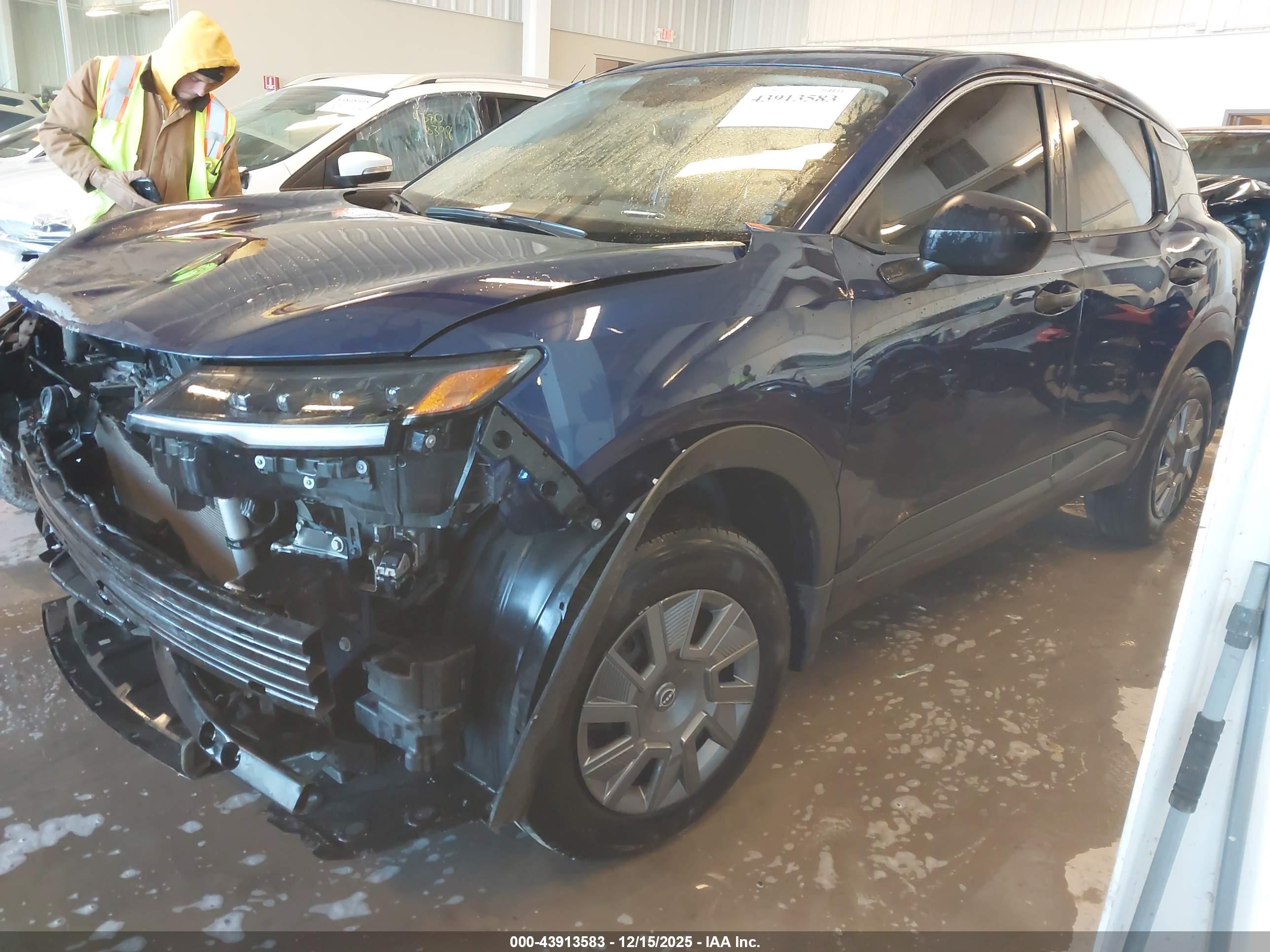 NISSAN KICKS image 2