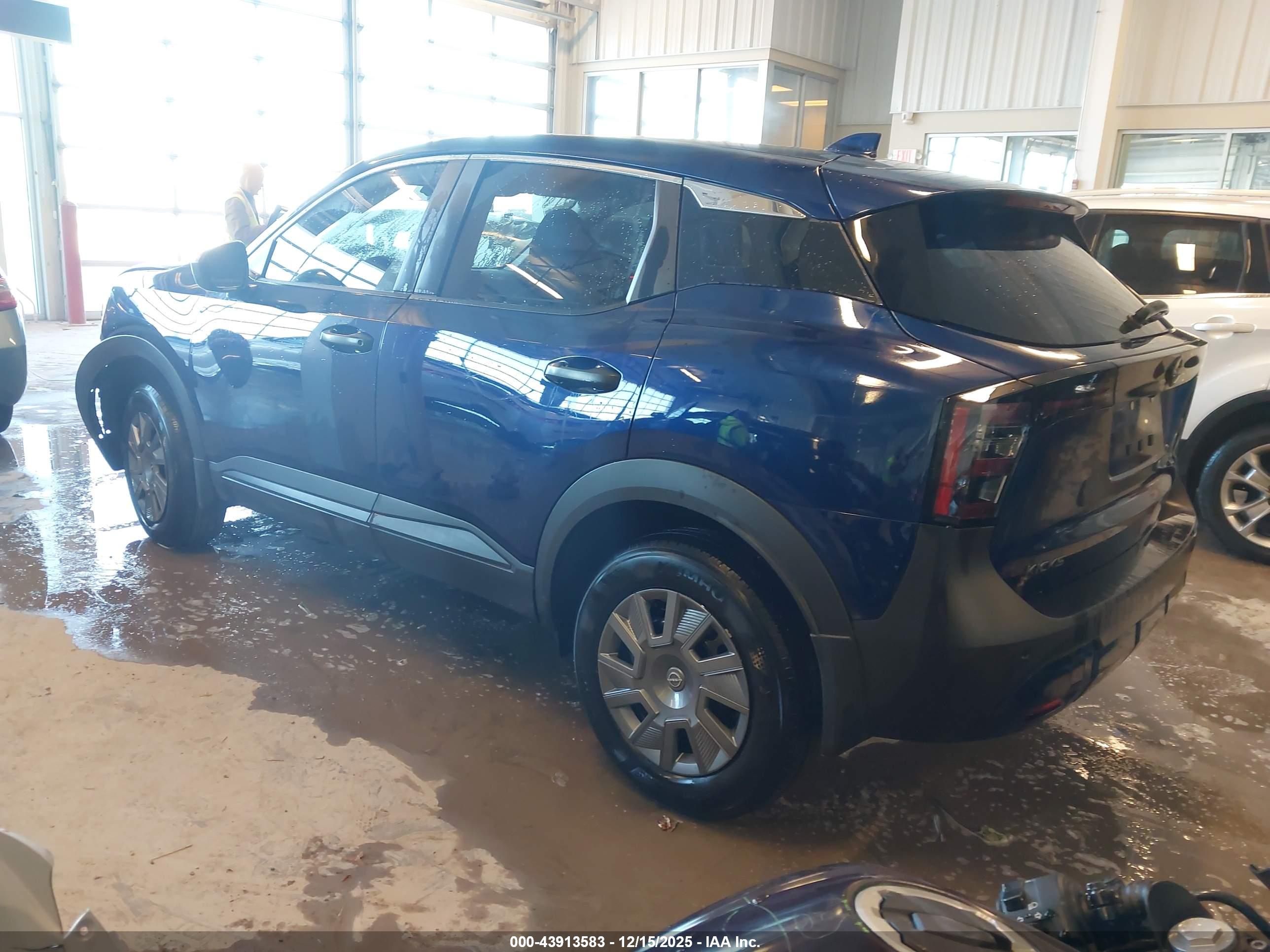 NISSAN KICKS image 3
