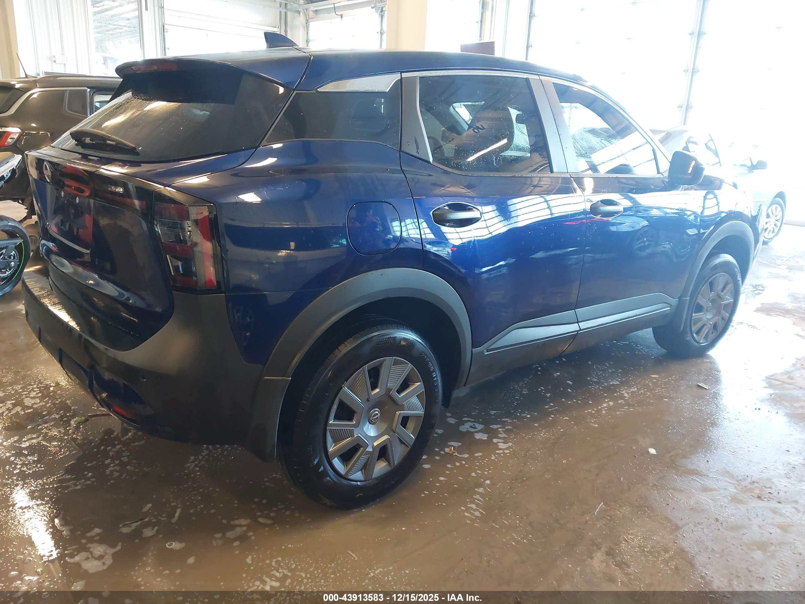 NISSAN KICKS image 4
