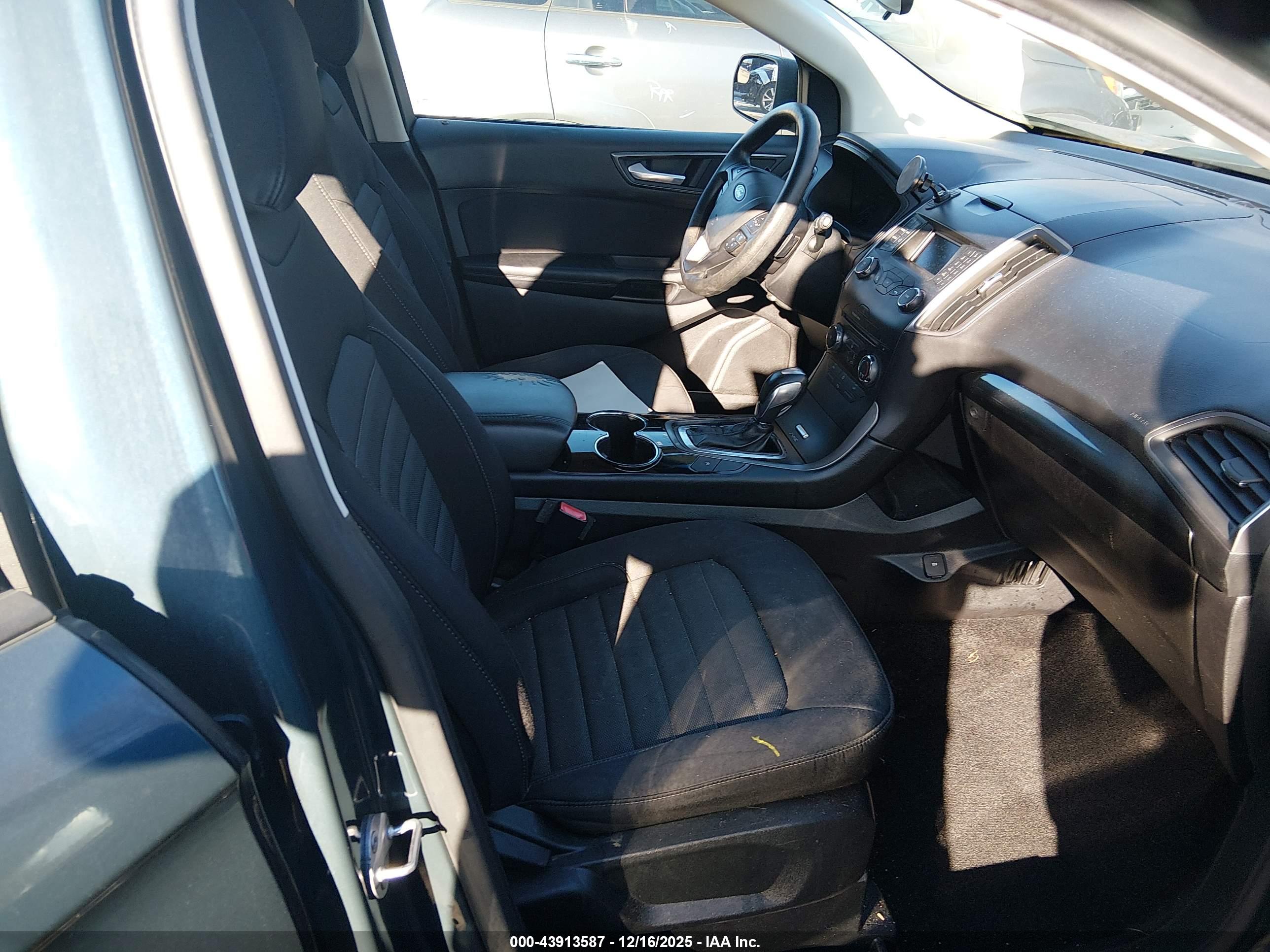 FORD EDGE image 5