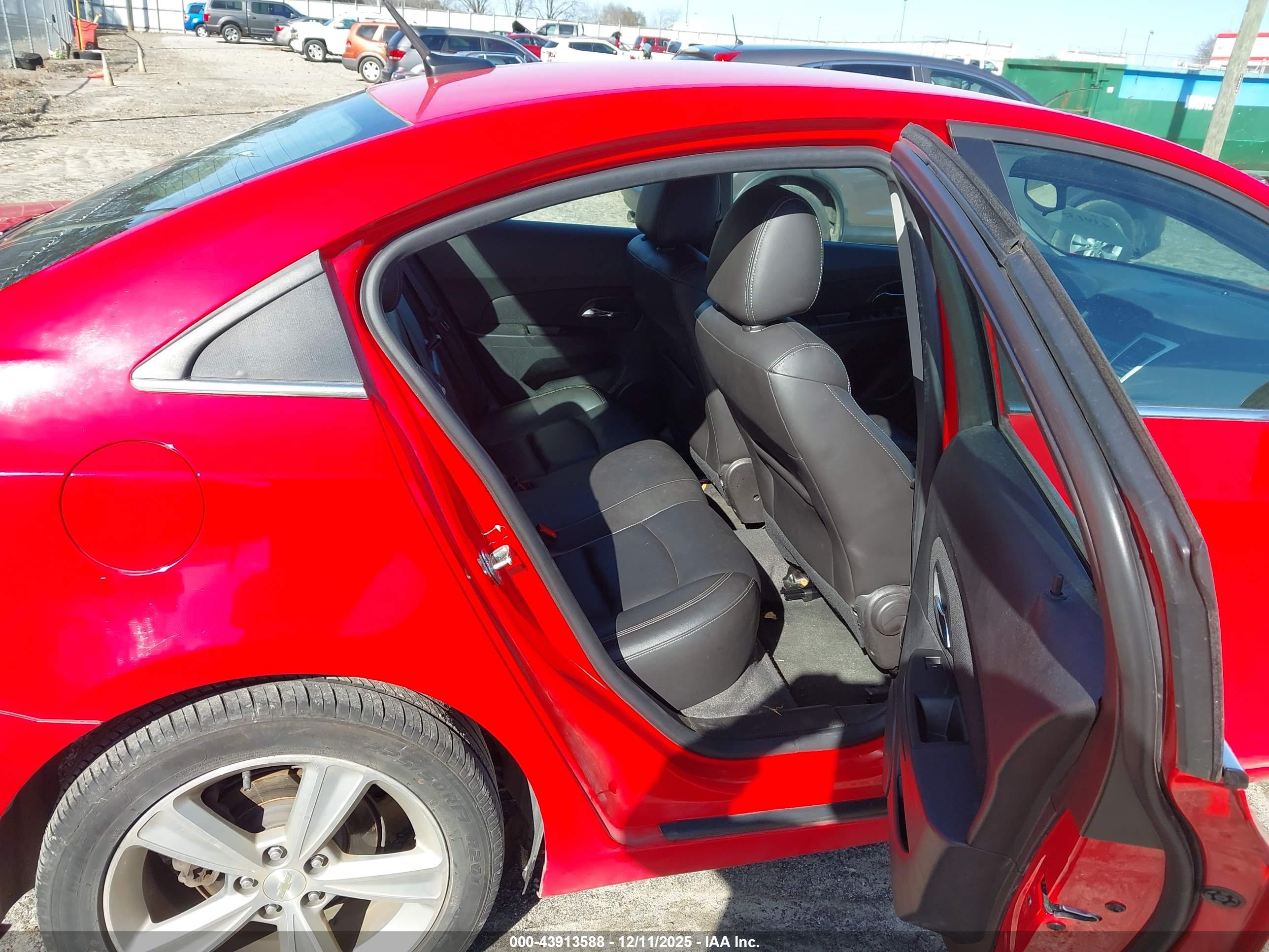 CHEVROLET CRUZE image 8