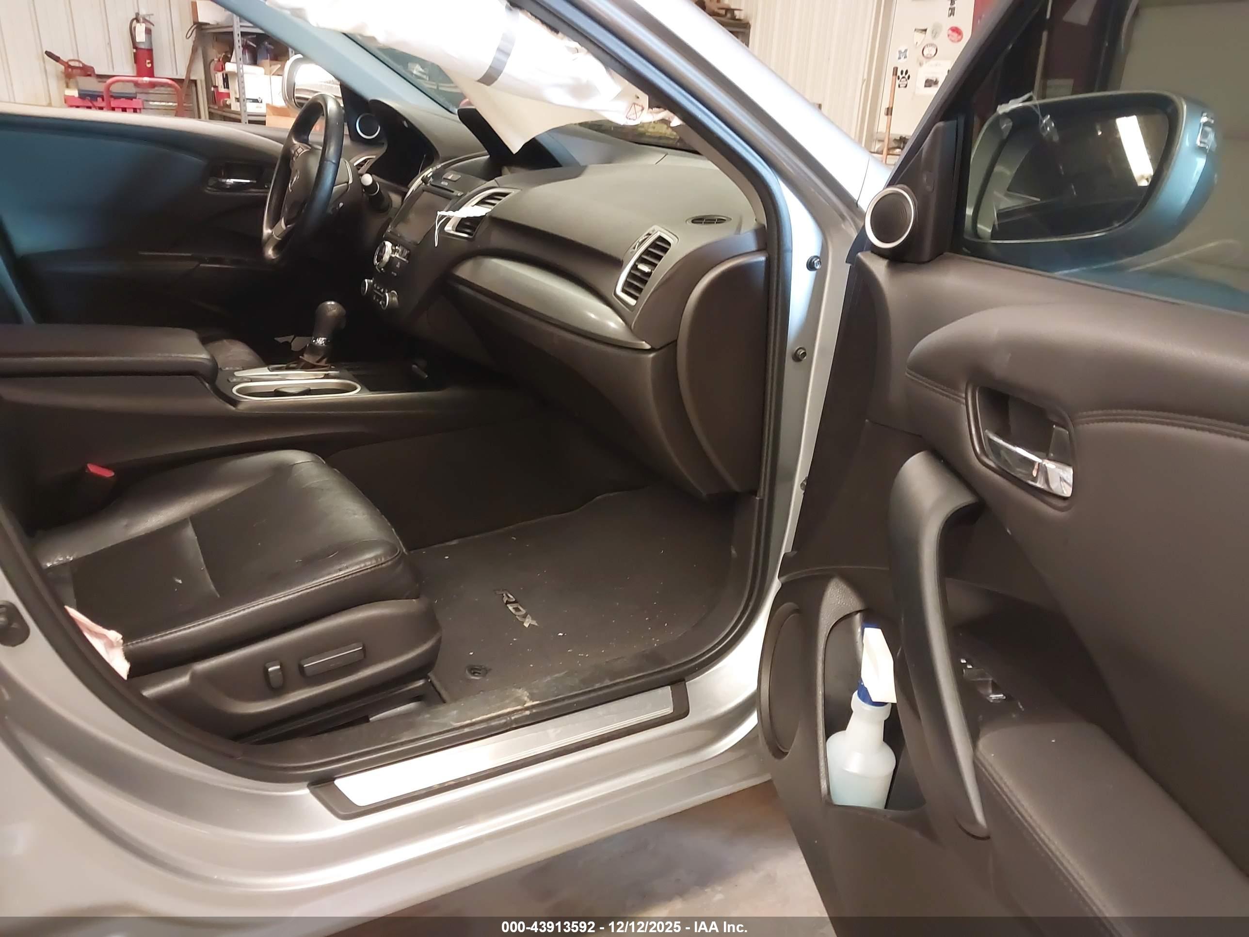 ACURA RDX image 5