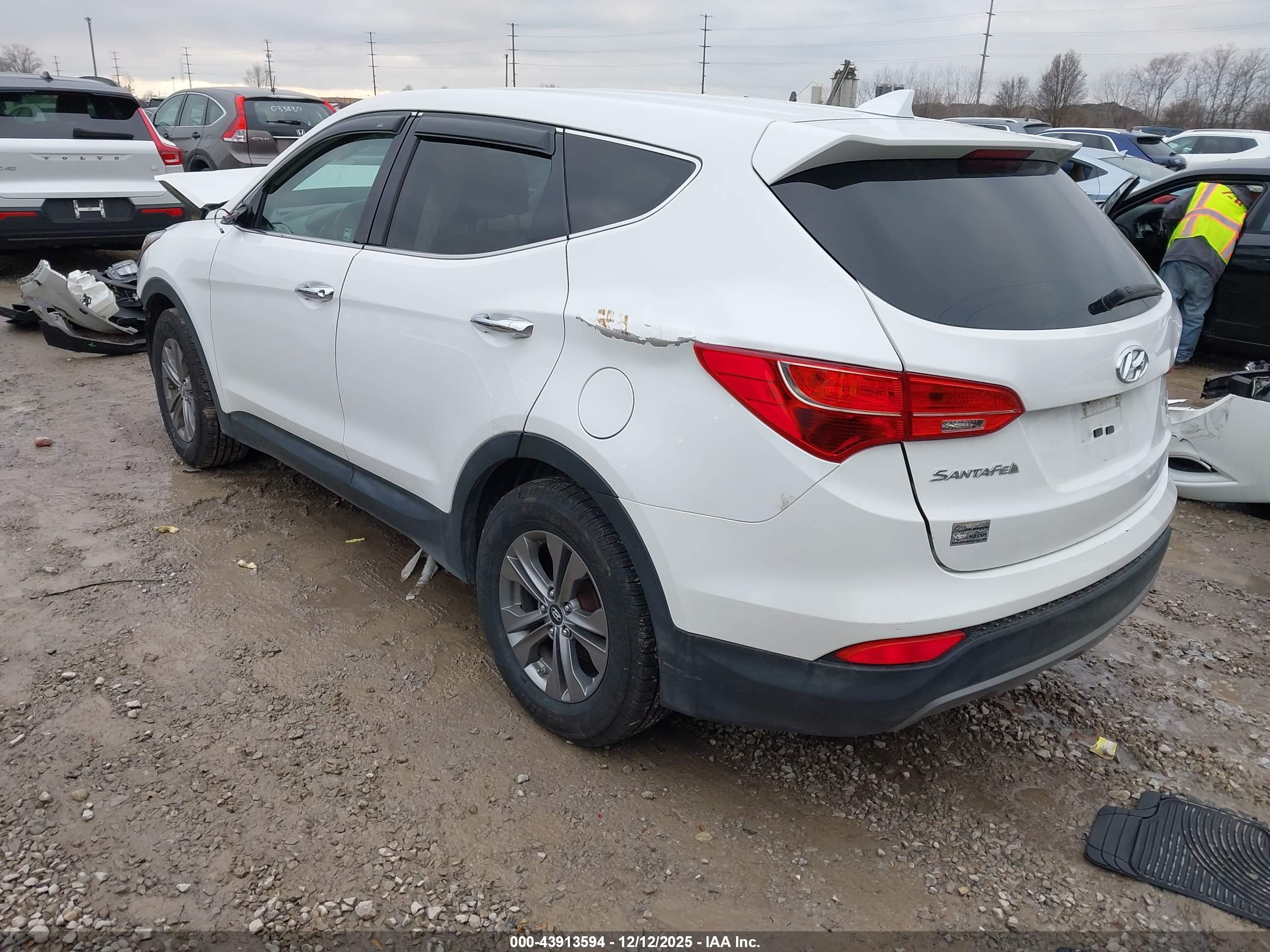 HYUNDAI SANTA image 3