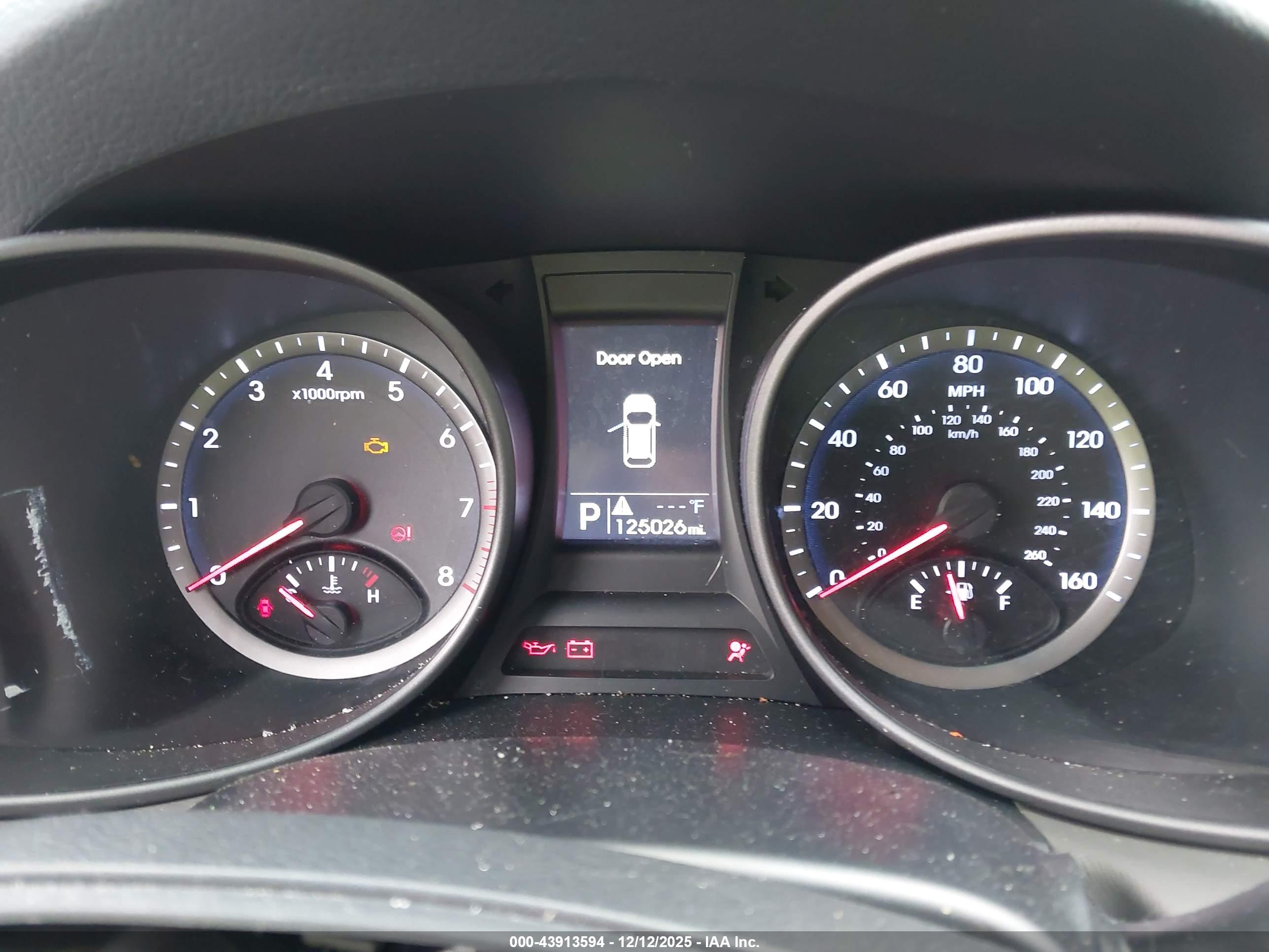 HYUNDAI SANTA image 7
