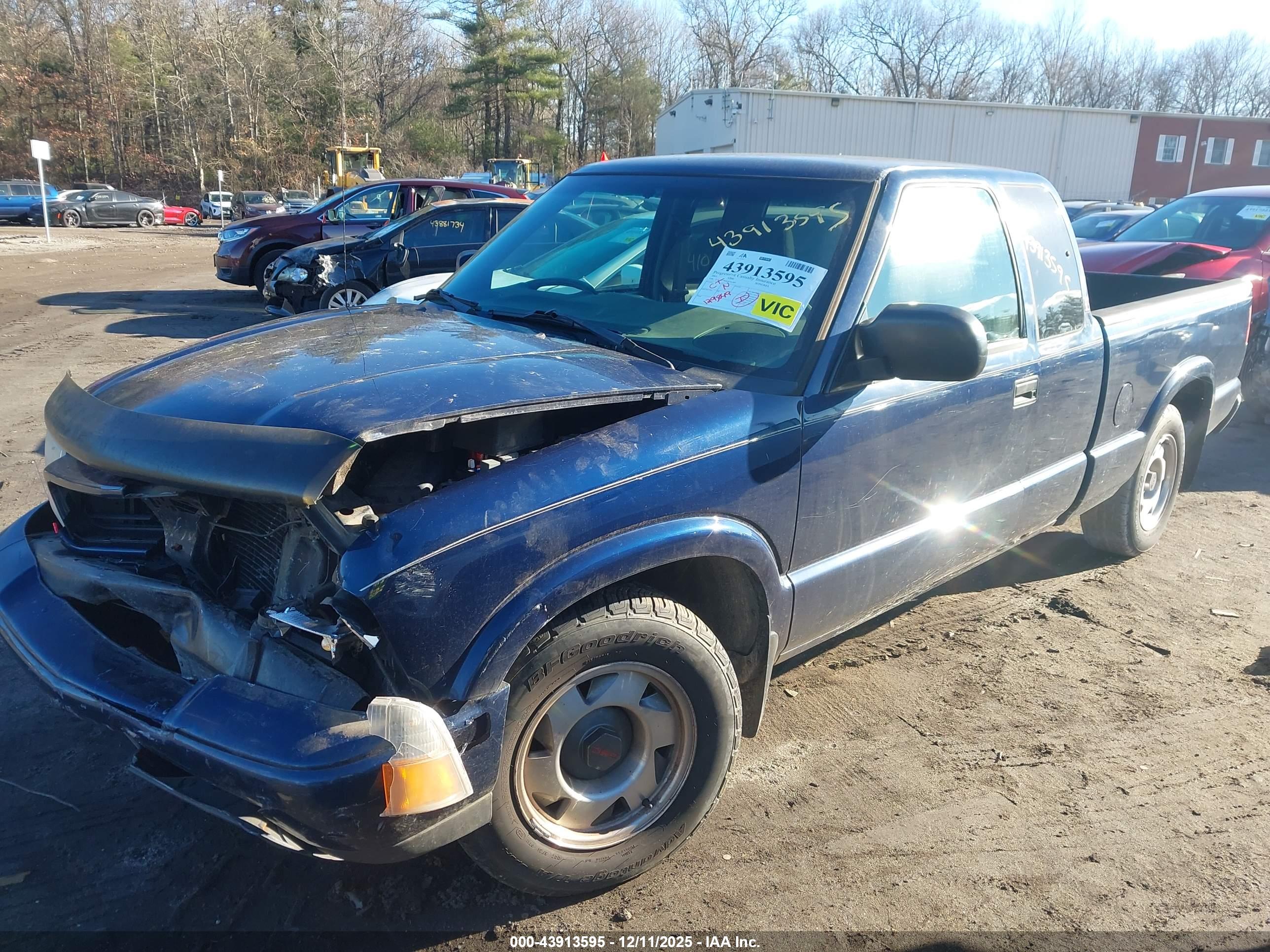 GMC SONOMA image 2