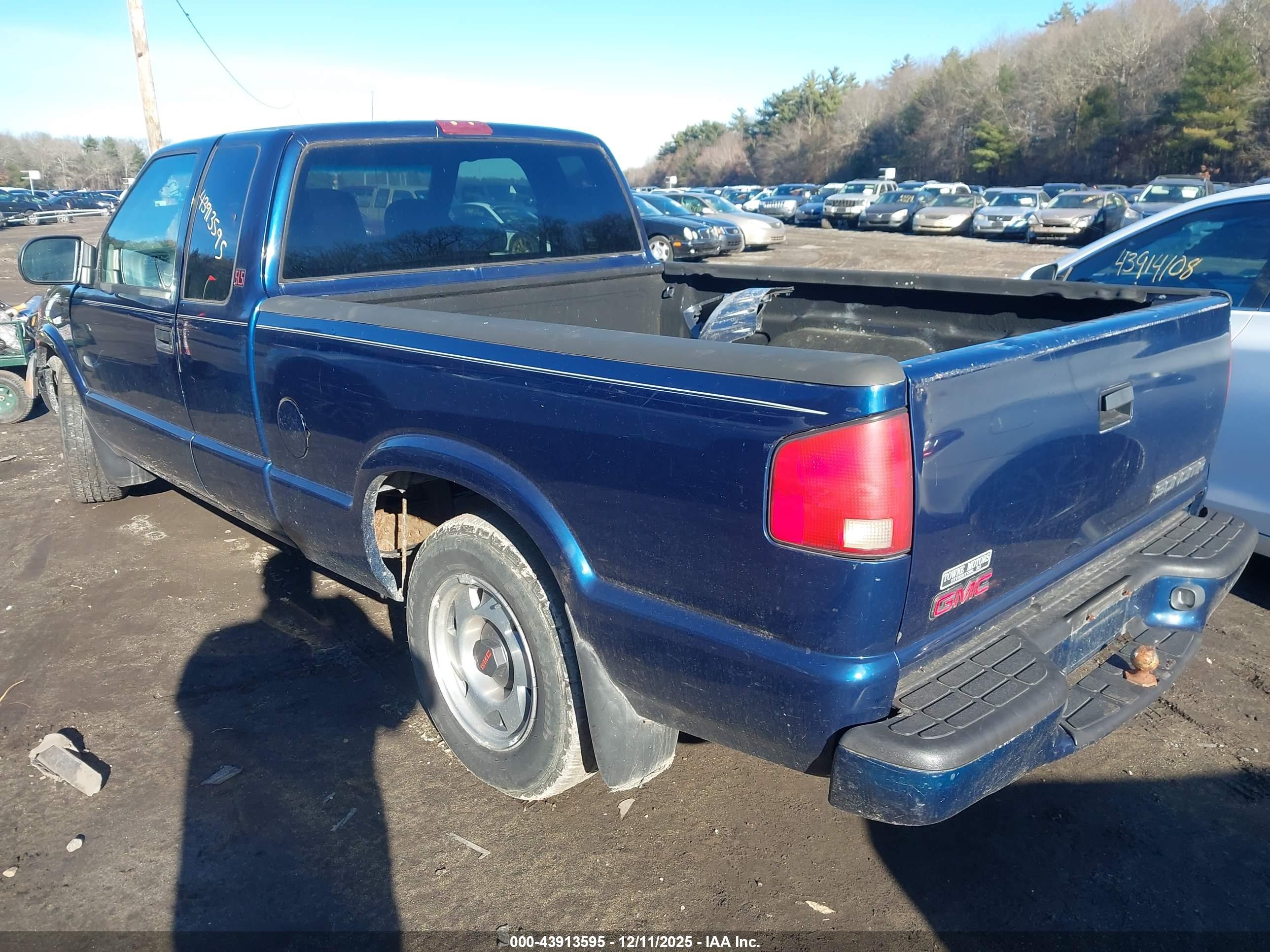 GMC SONOMA image 3
