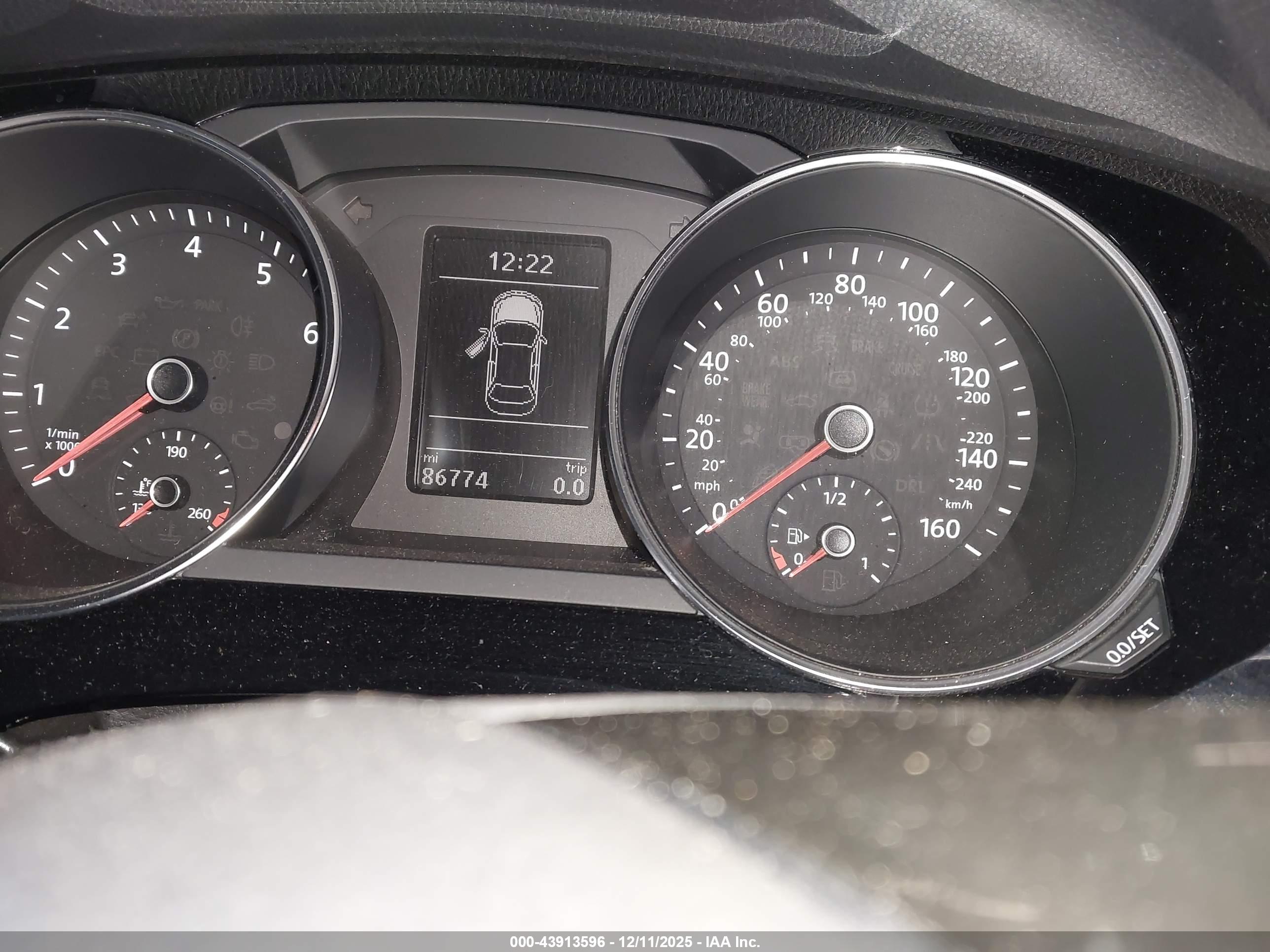 VOLKSWAGEN JETTA image 7