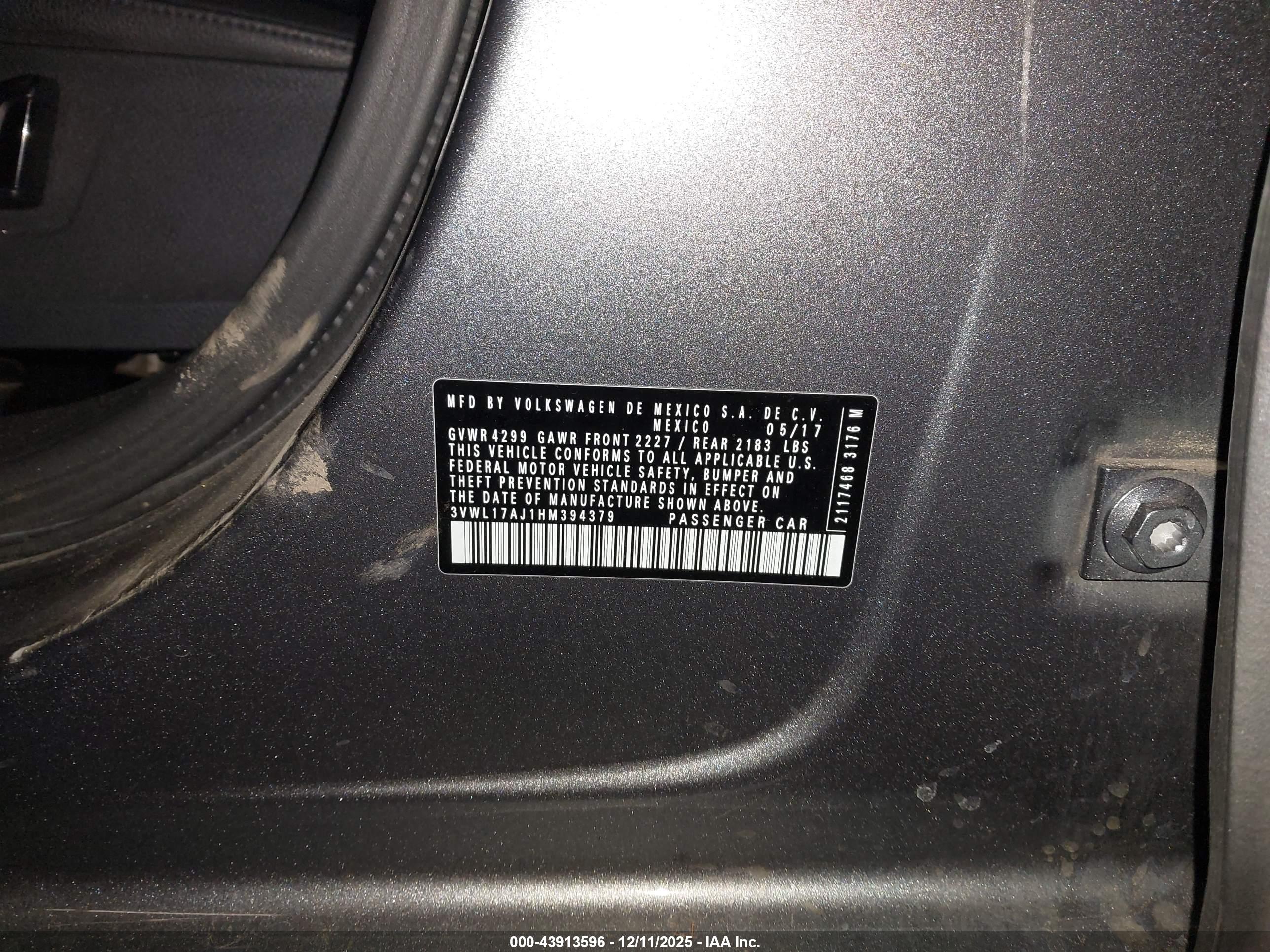 VOLKSWAGEN JETTA image 9