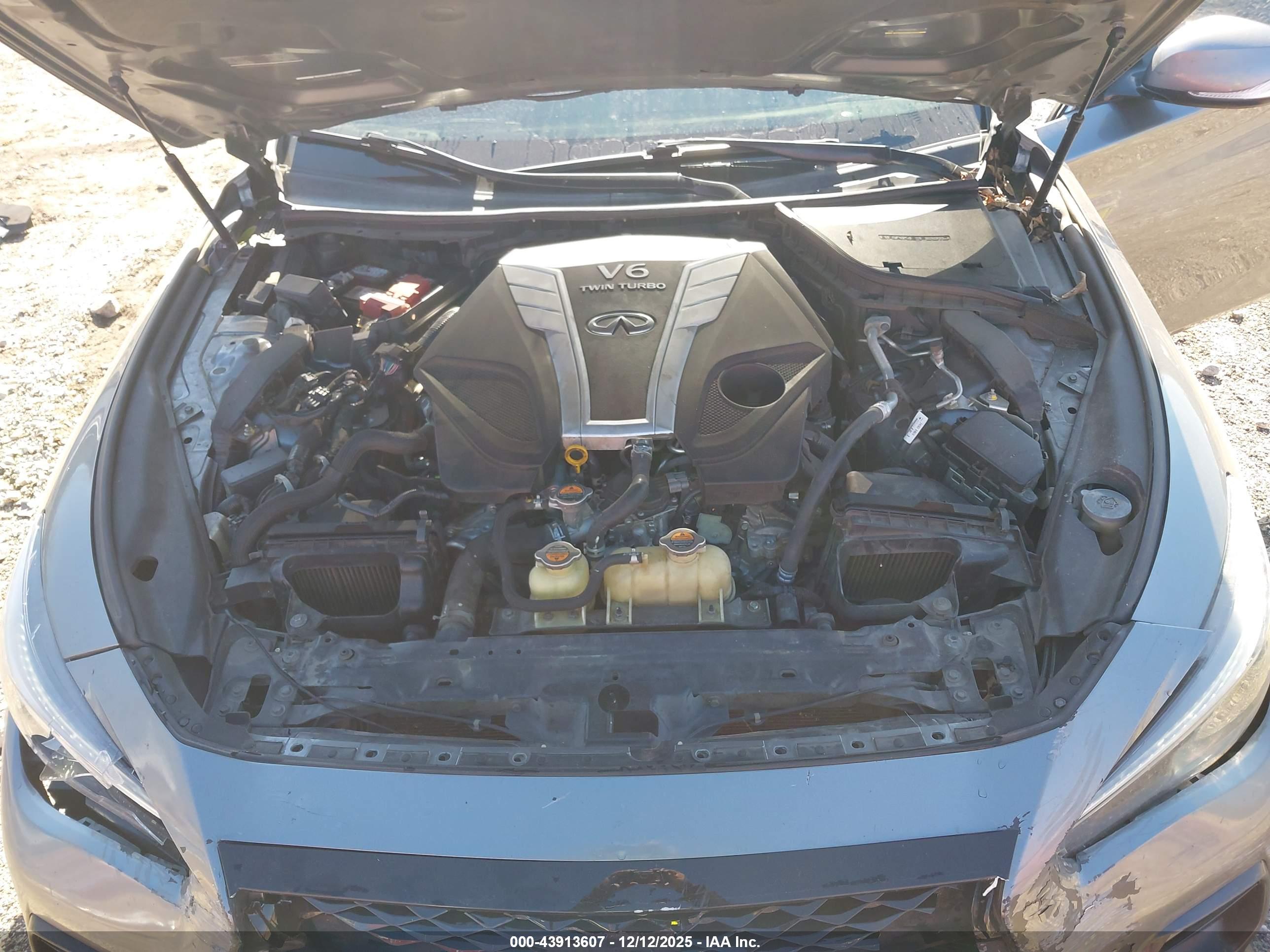 INFINITI Q50 image 10