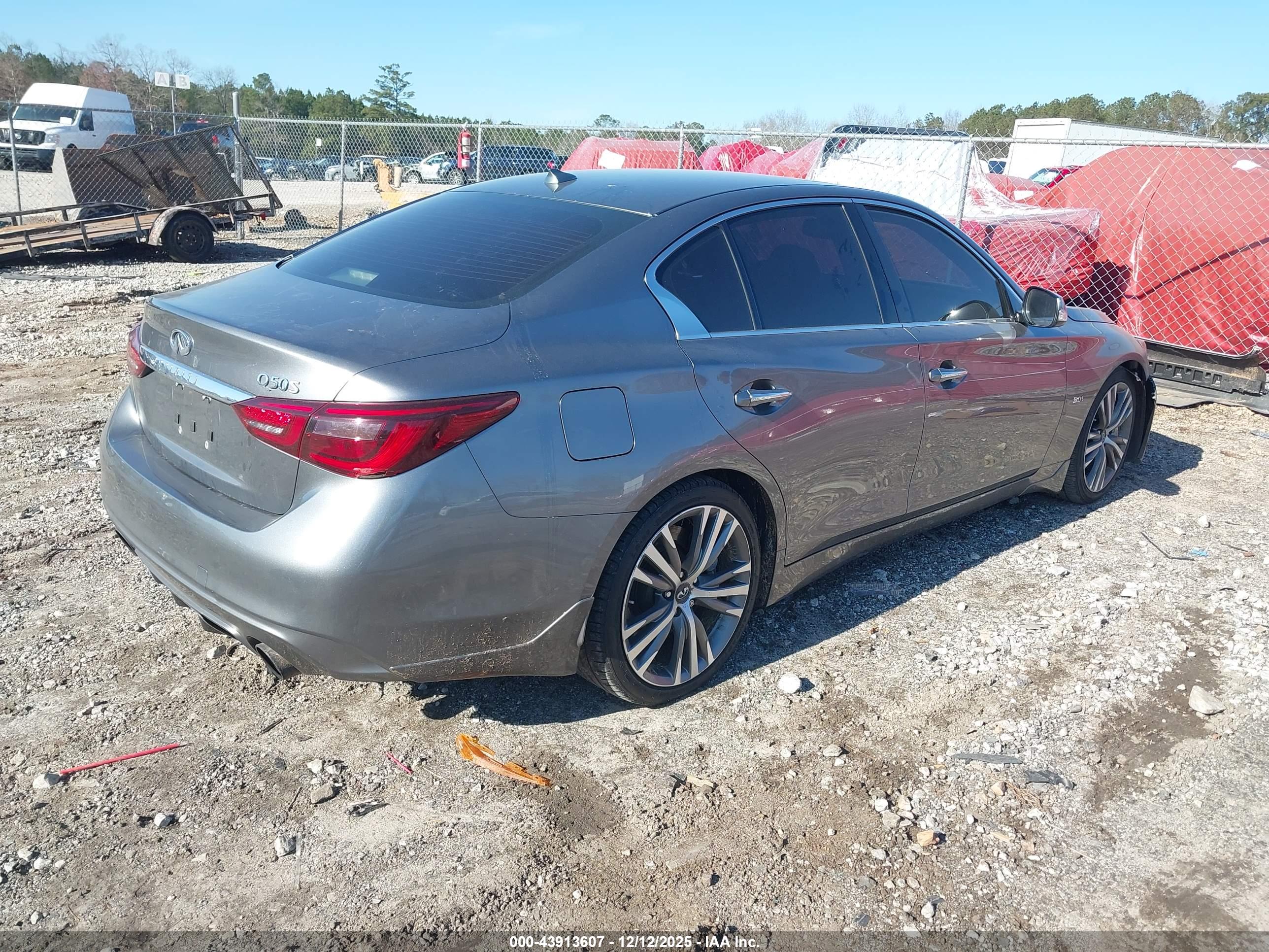 INFINITI Q50 image 4