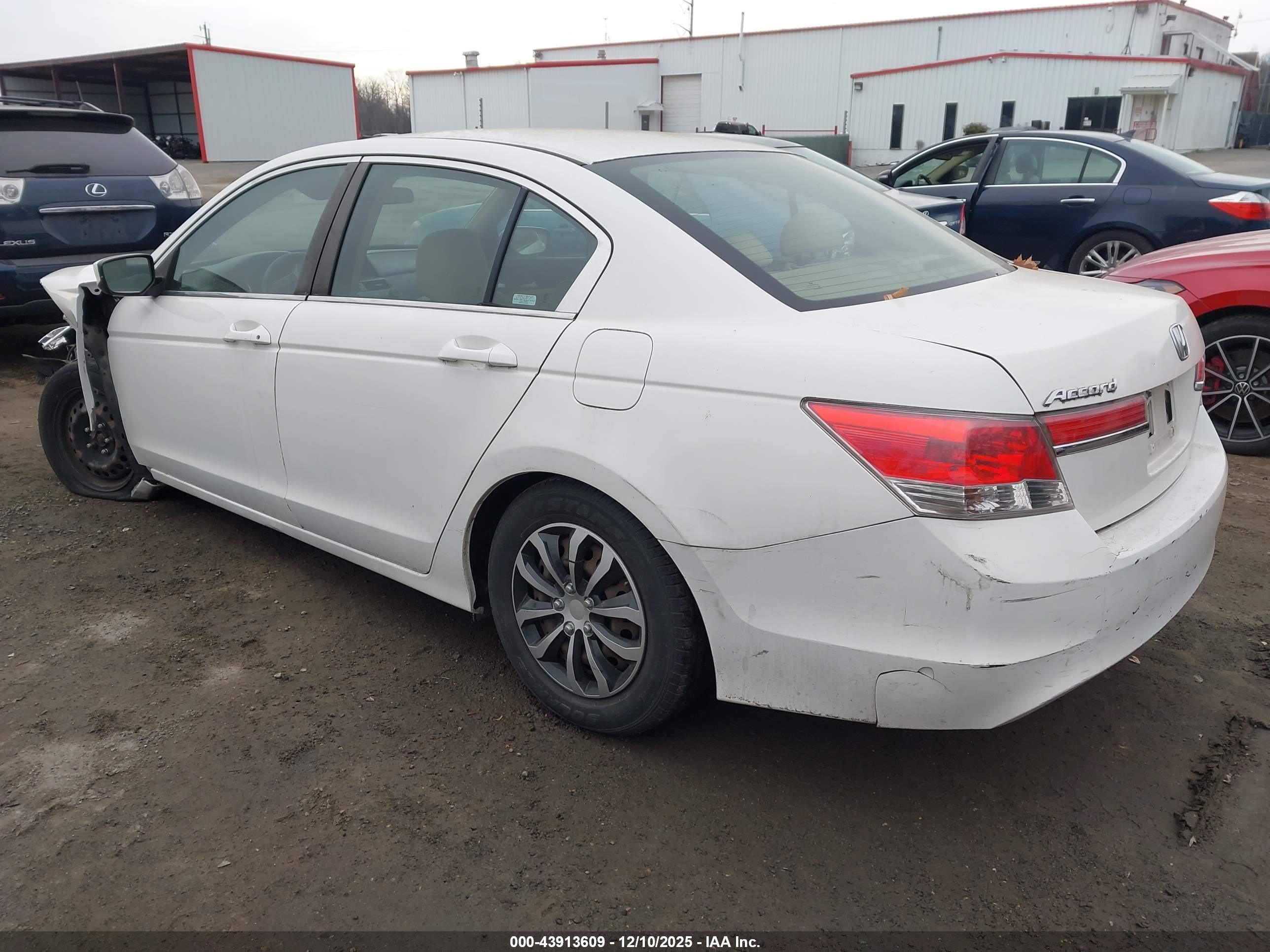 HONDA ACCORD image 3