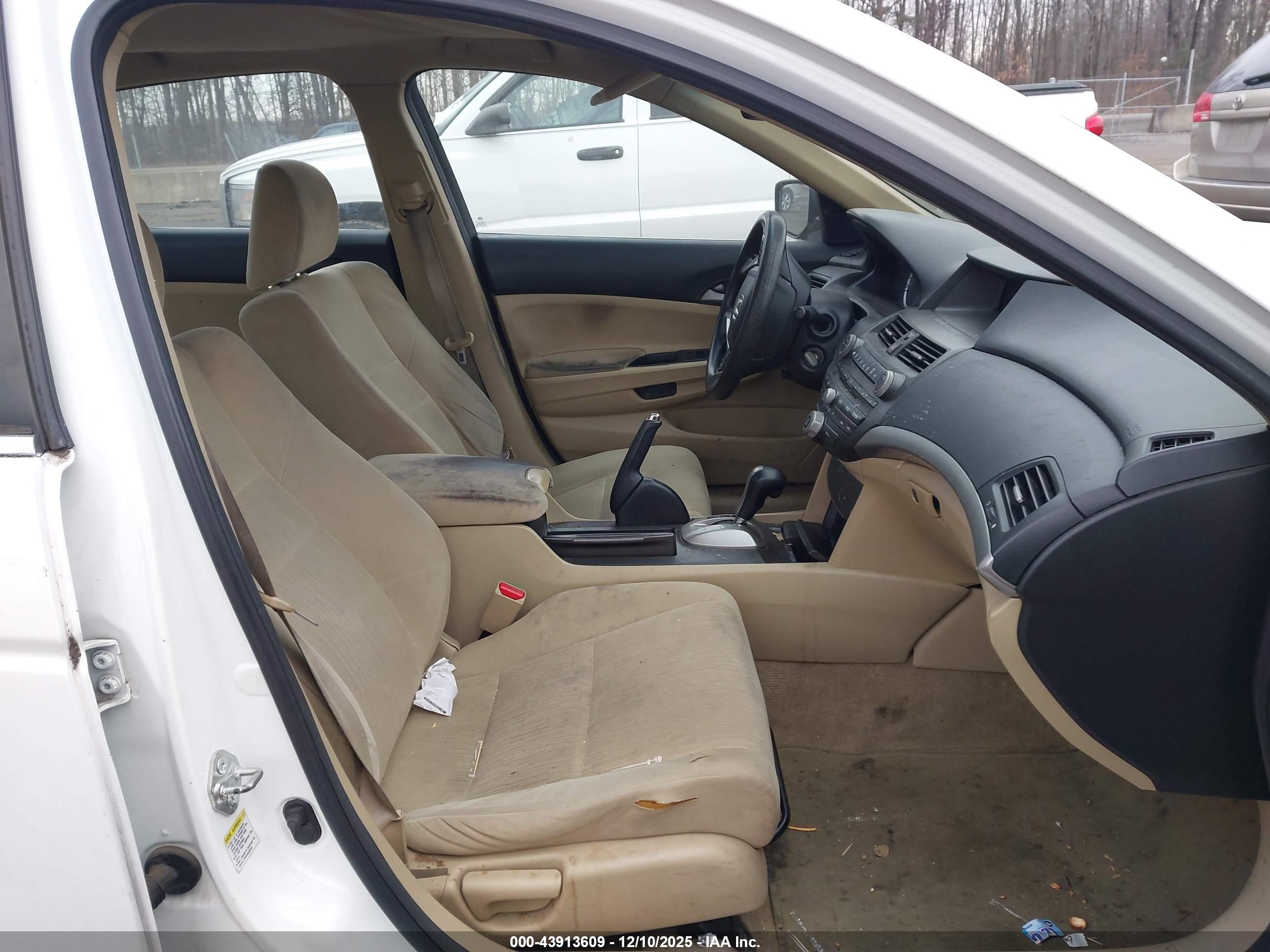 HONDA ACCORD image 5