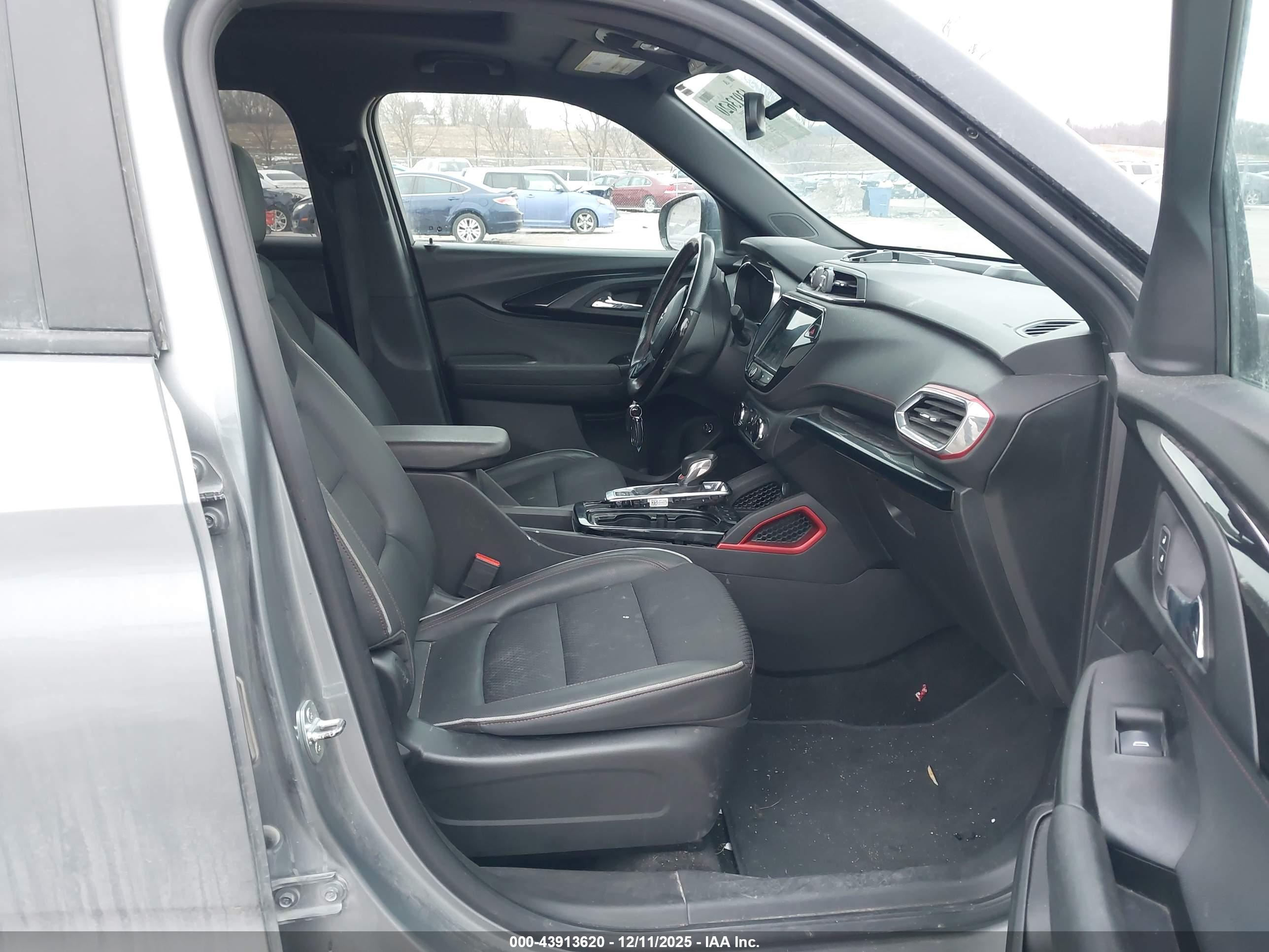 CHEVROLET TRAILBLAZER image 5