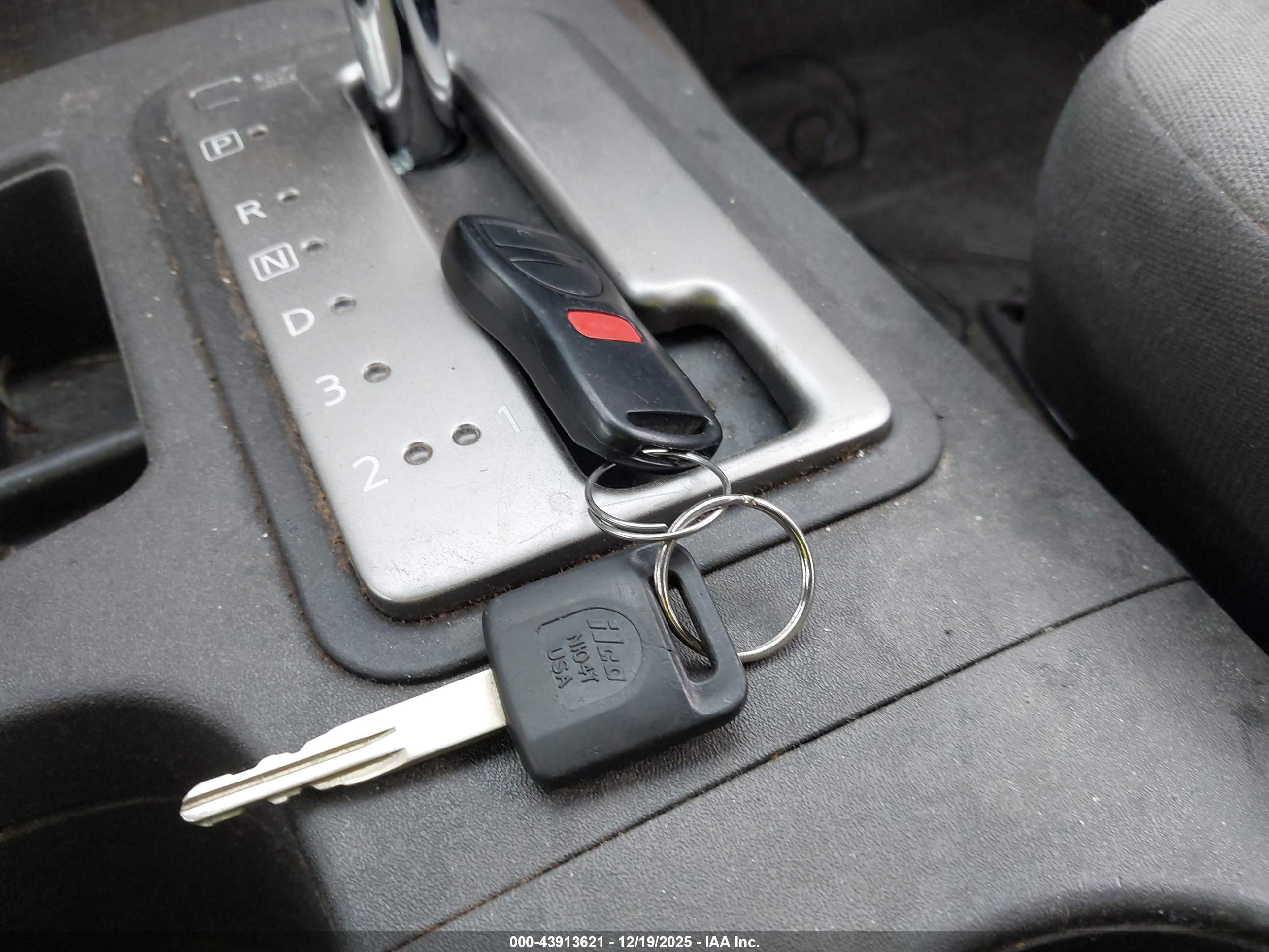 NISSAN XTERRA image 11