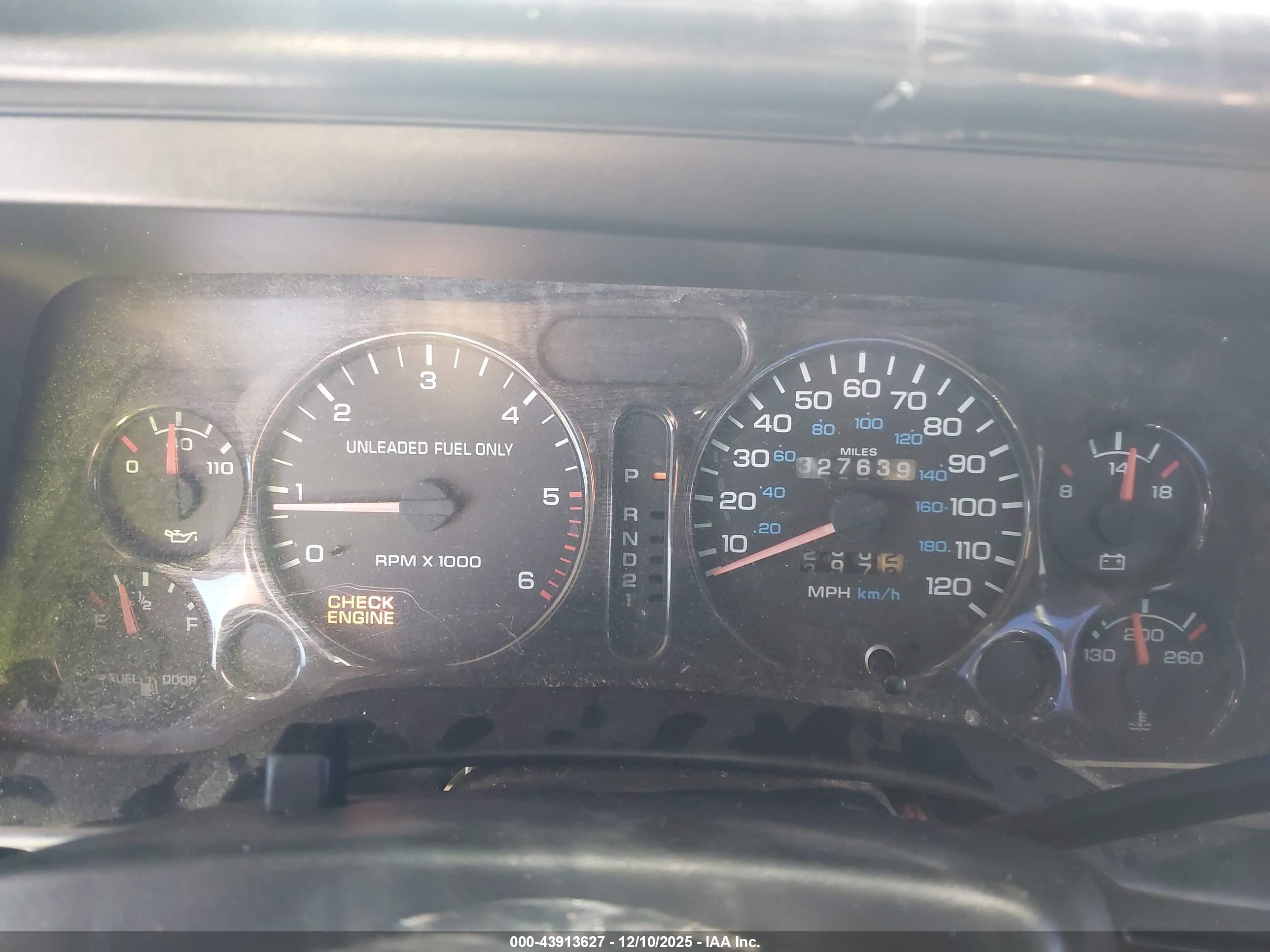 DODGE RAM image 7