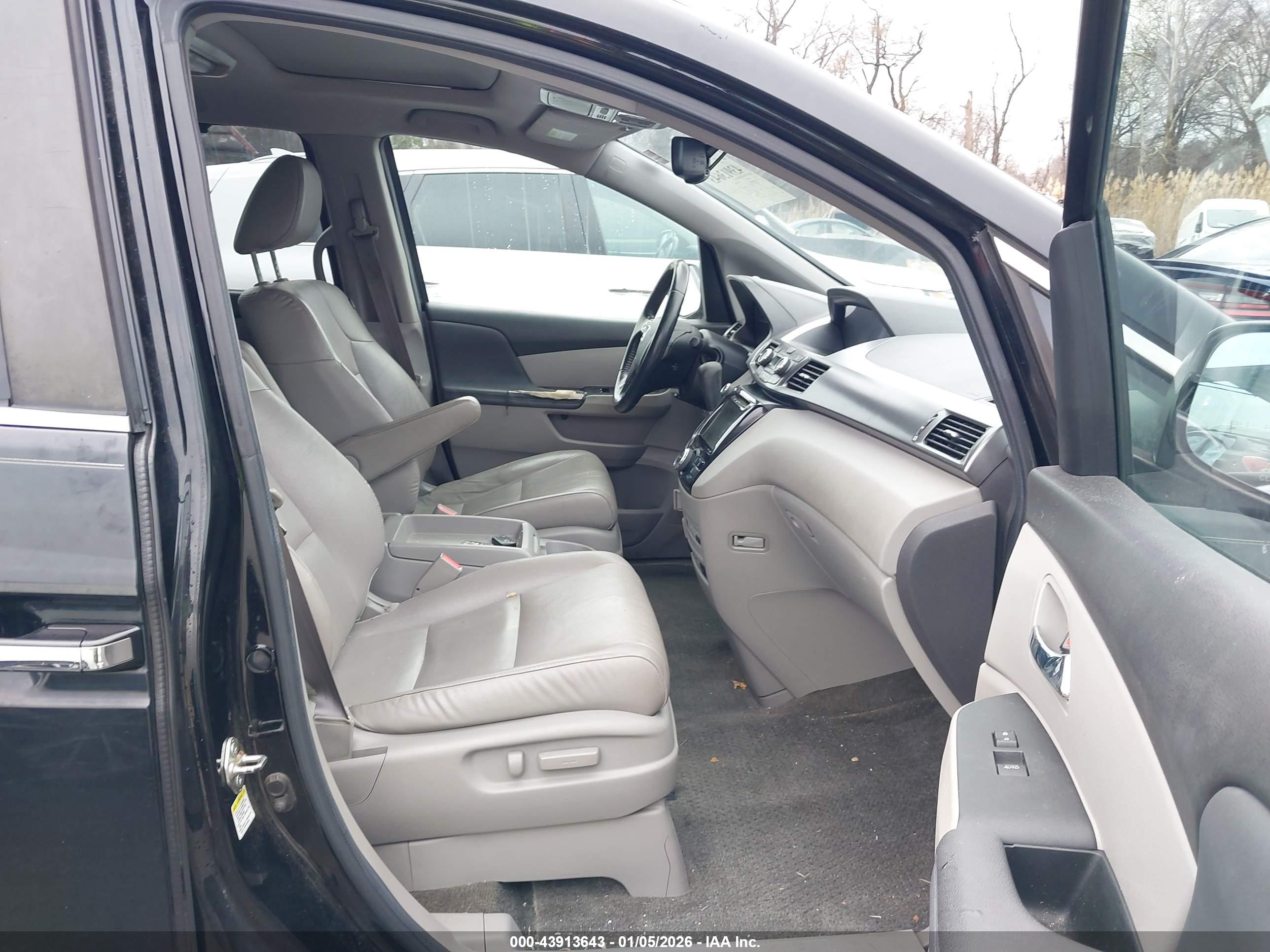 HONDA ODYSSEY image 5