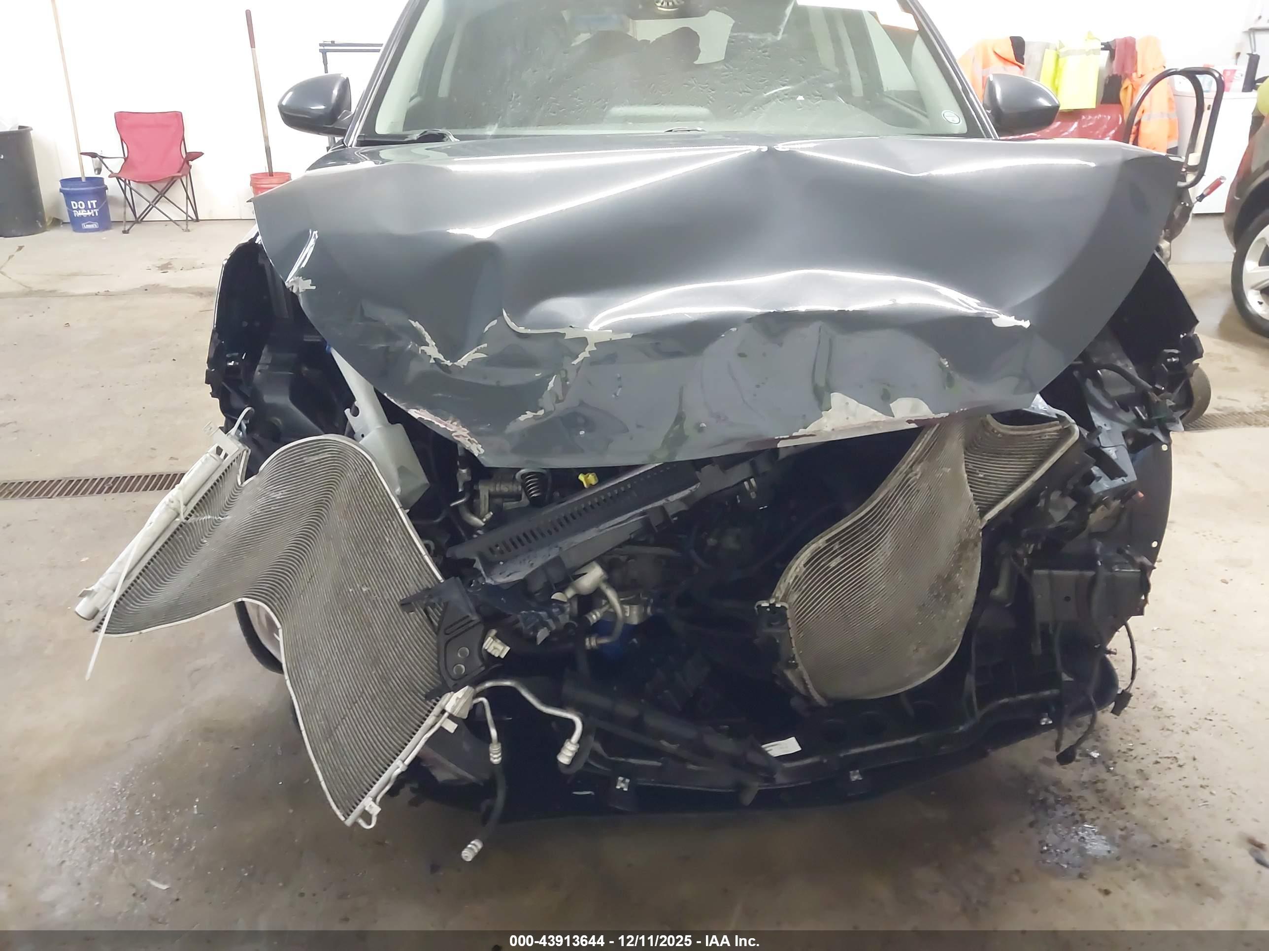 HYUNDAI TUCSON image 6