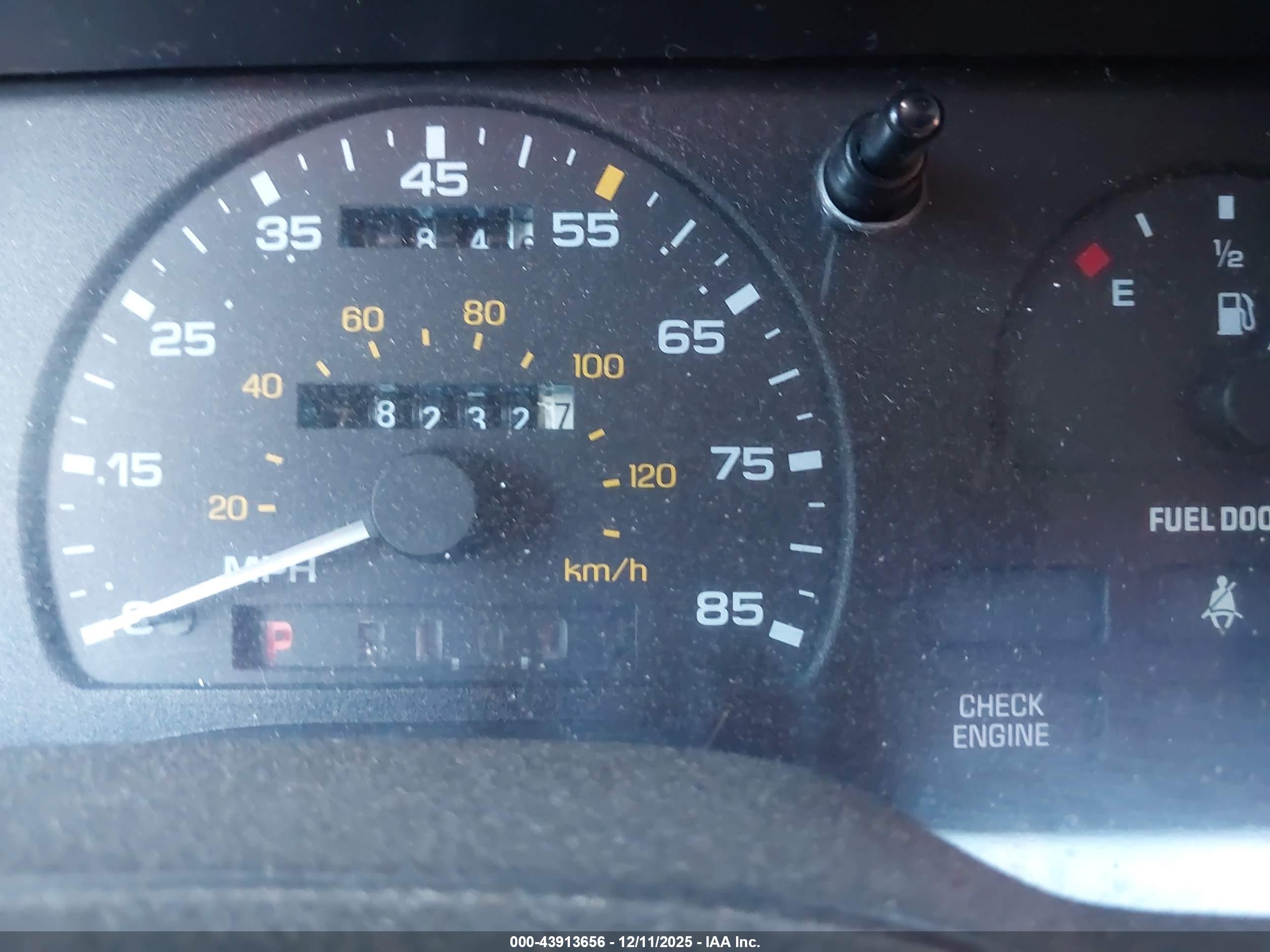 FORD TAURUS image 7