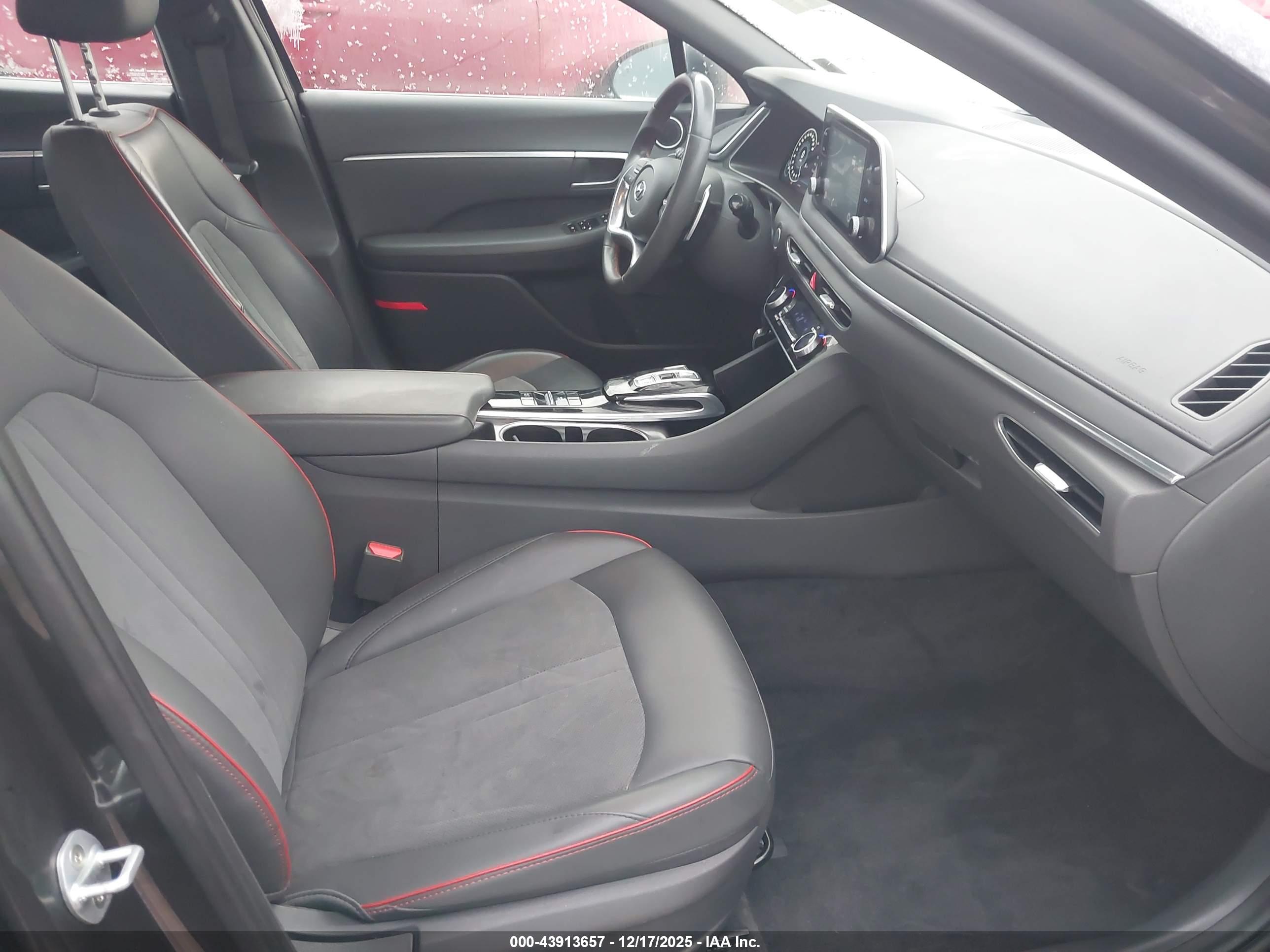 HYUNDAI SONATA image 5