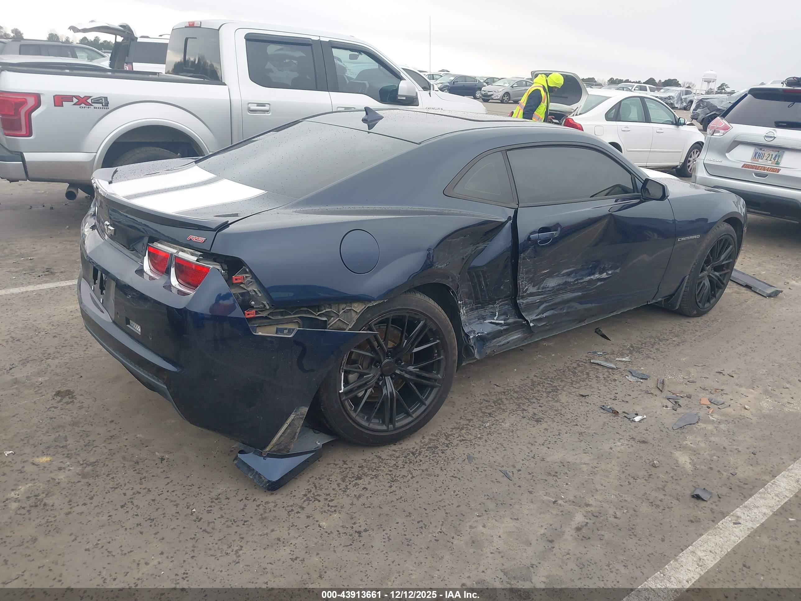 CHEVROLET CAMARO image 4
