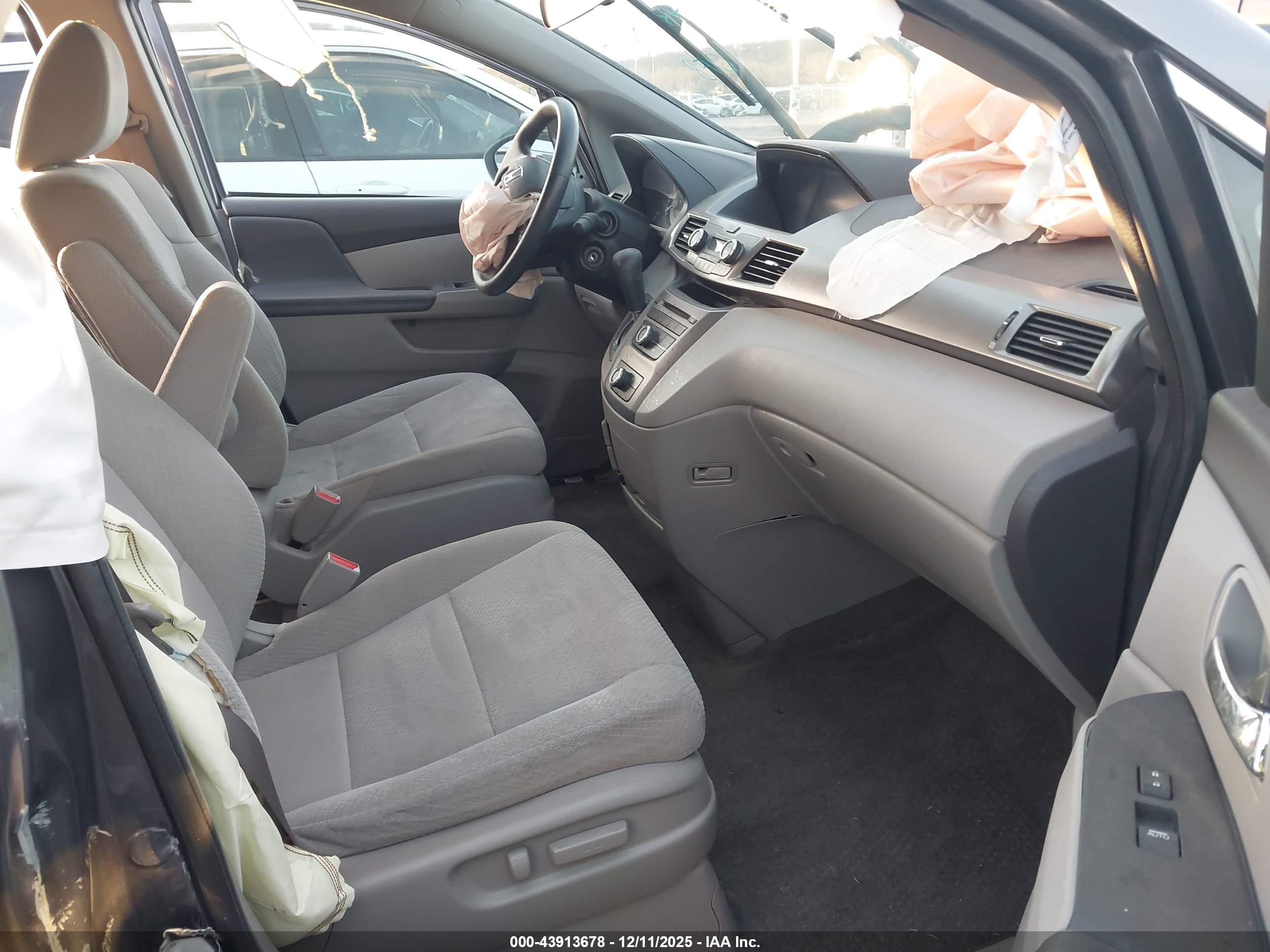 HONDA ODYSSEY image 5