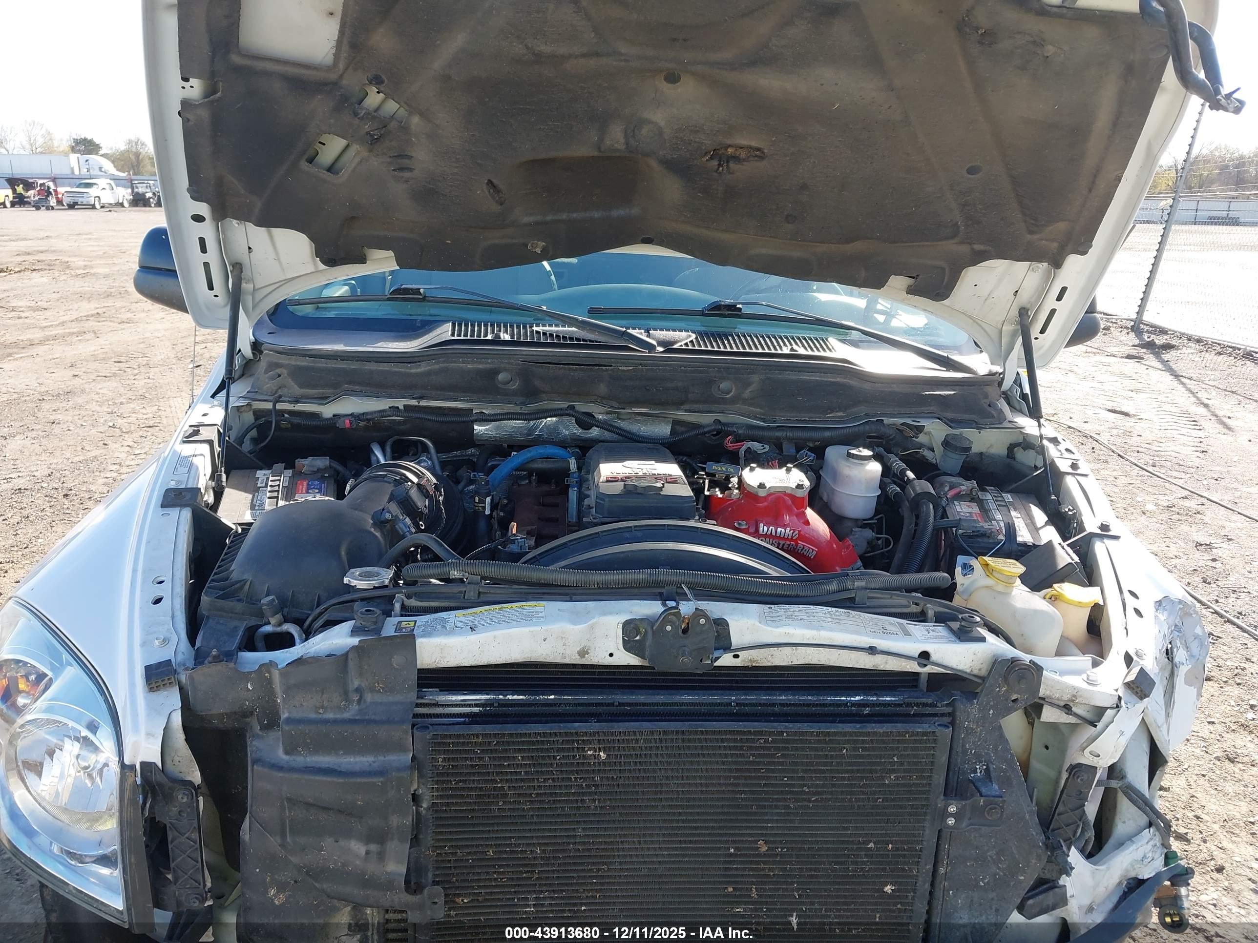 DODGE RAM image 10