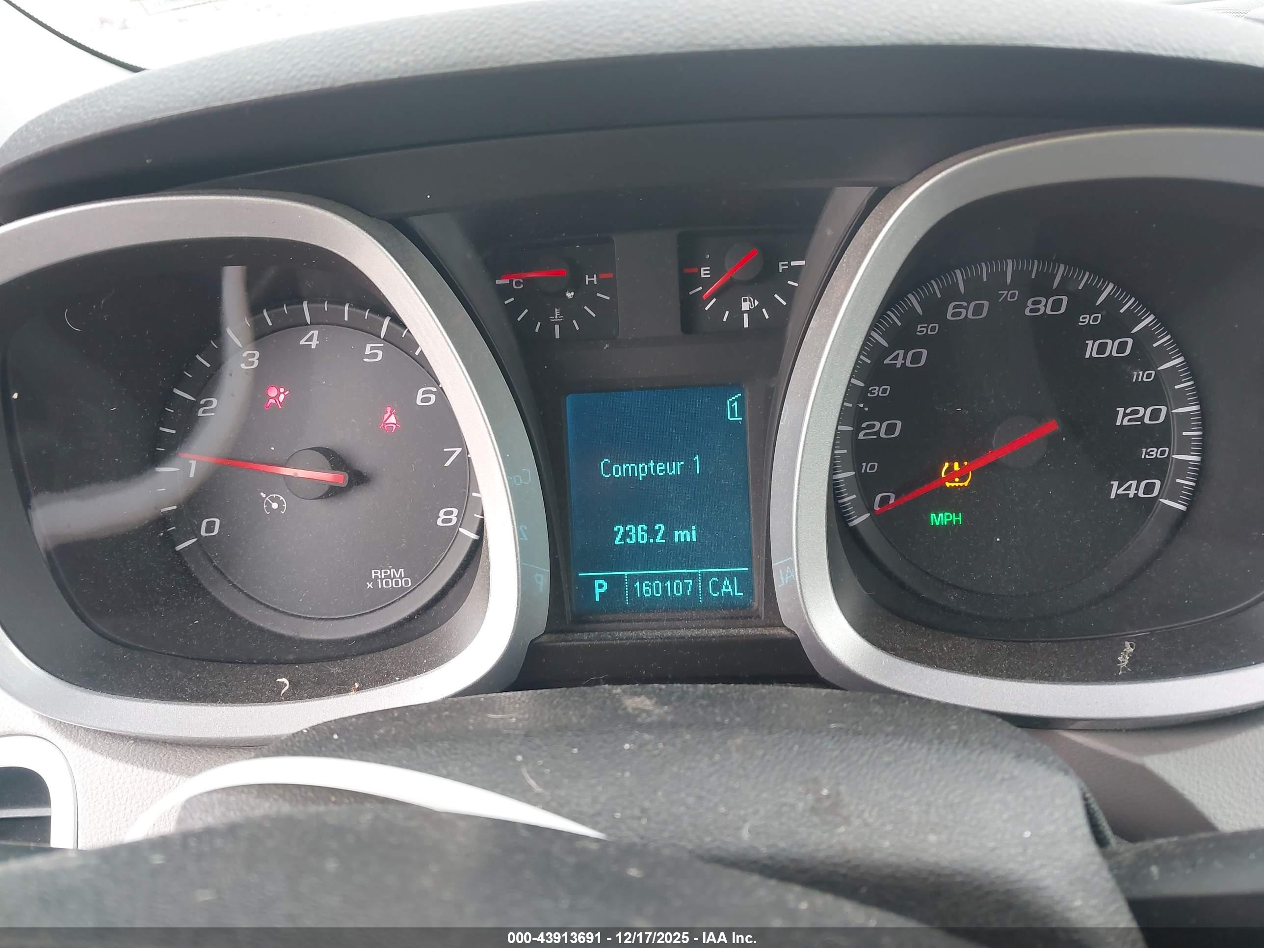 CHEVROLET EQUINOX image 7