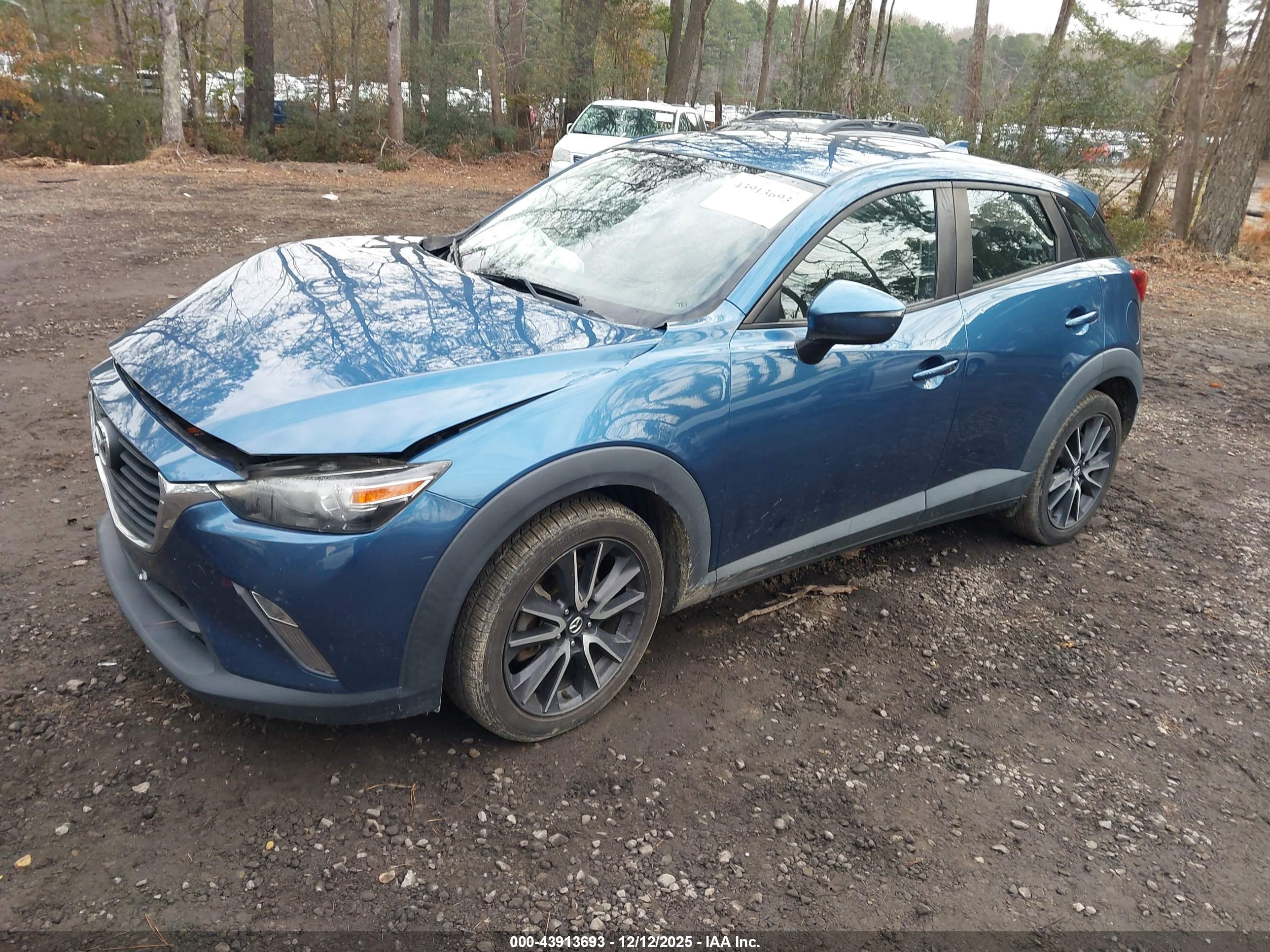 MAZDA CX-3 image 2