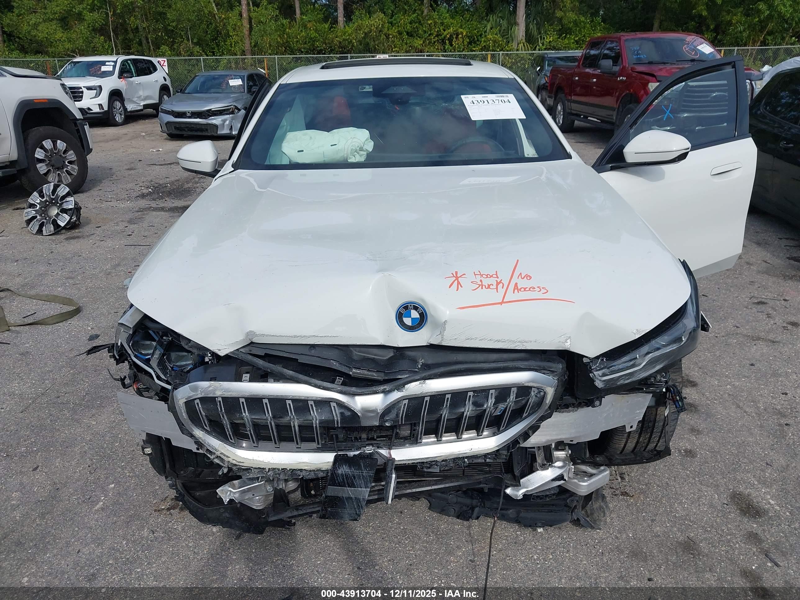 BMW I5 image 10