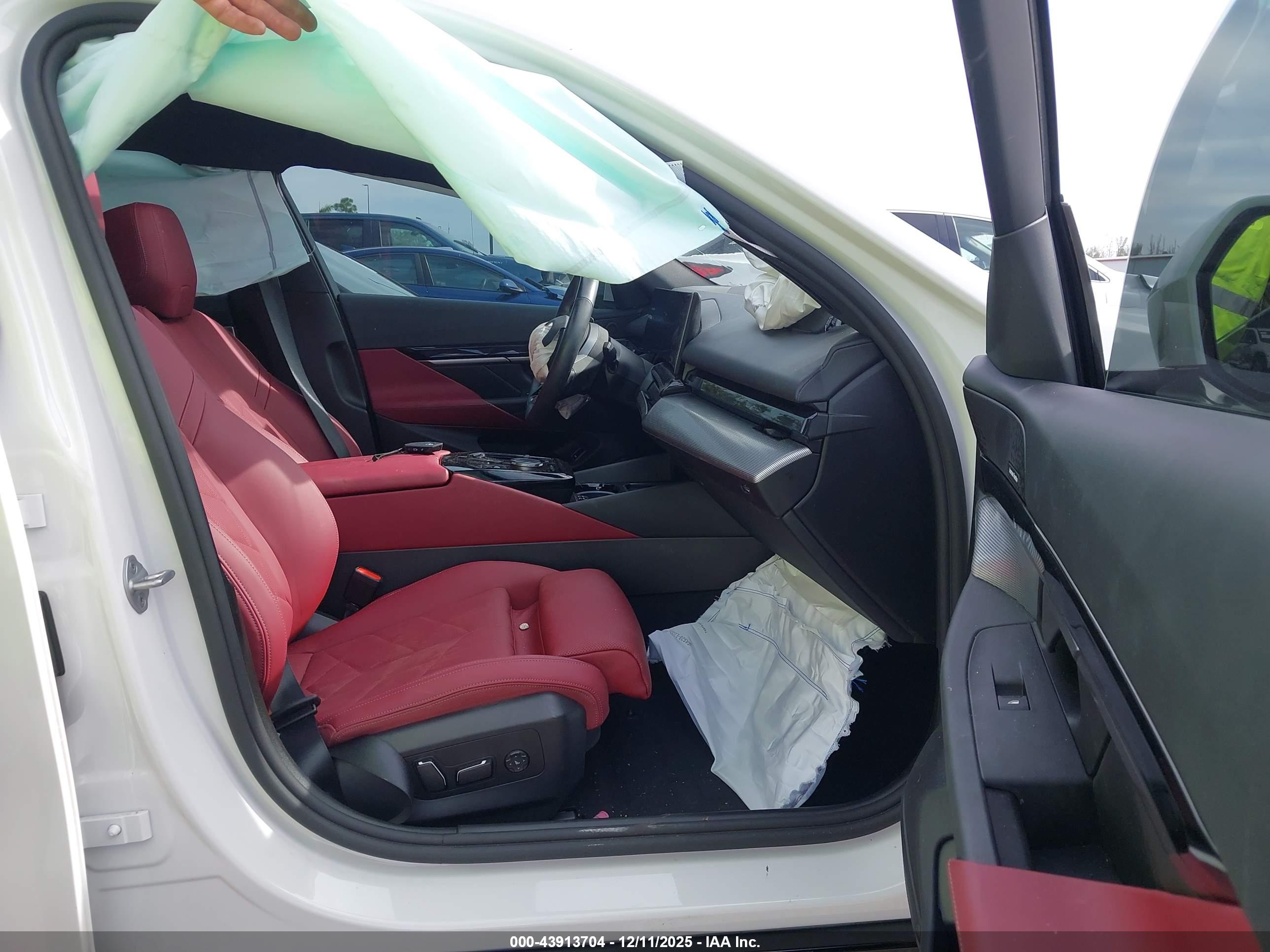 BMW I5 image 5