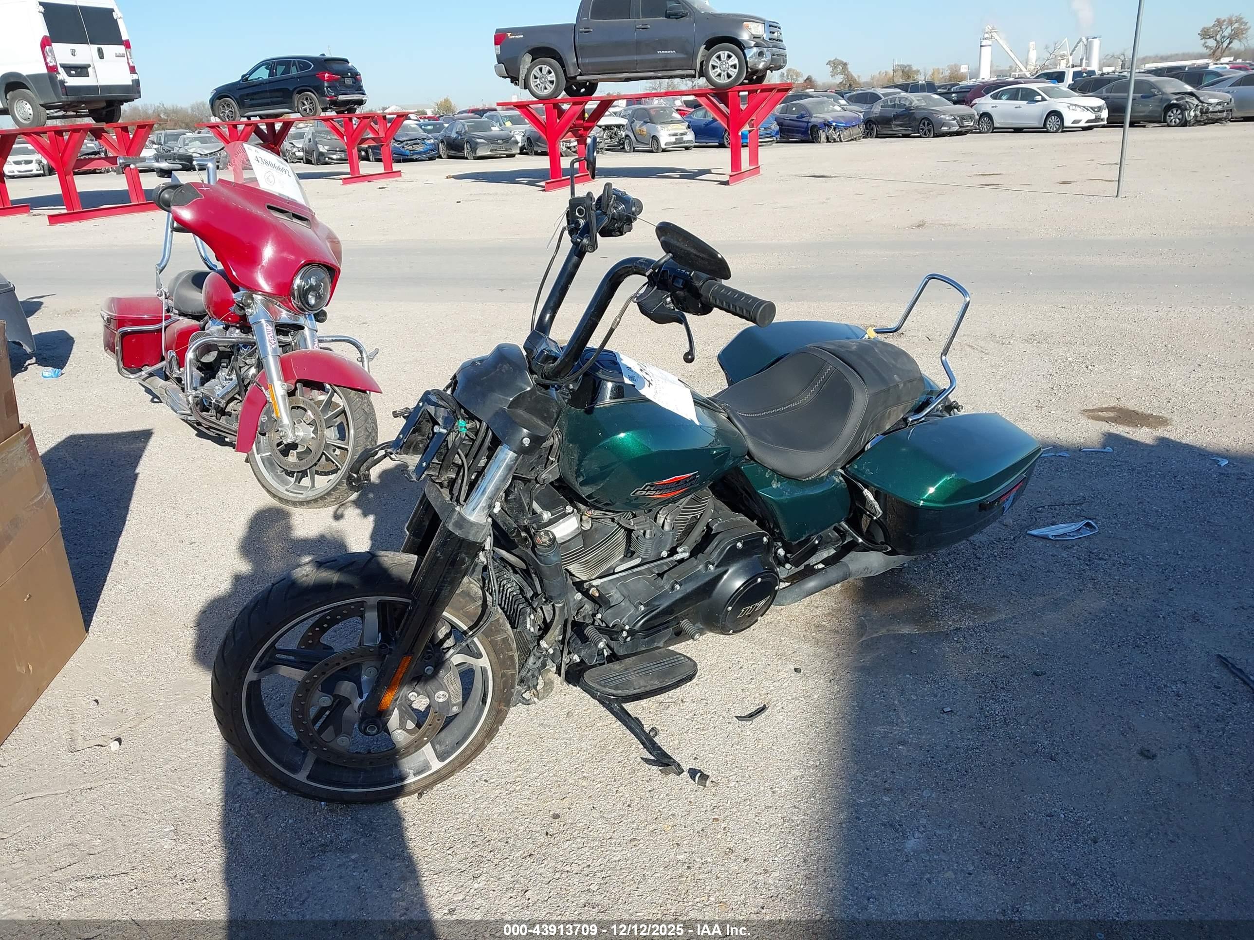 HARLEY-DAVIDSON FLTRX image 2