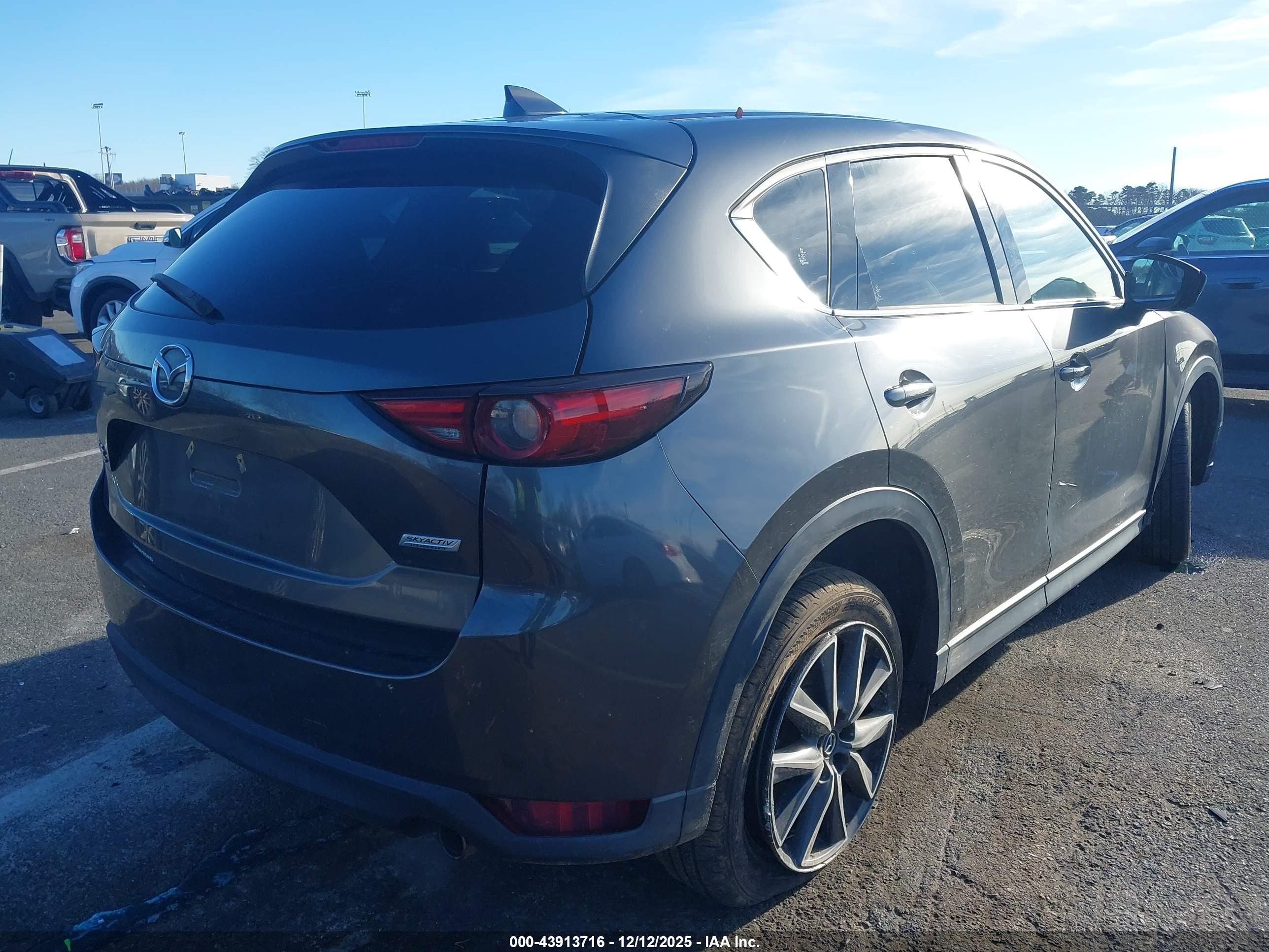 MAZDA CX-5 image 4